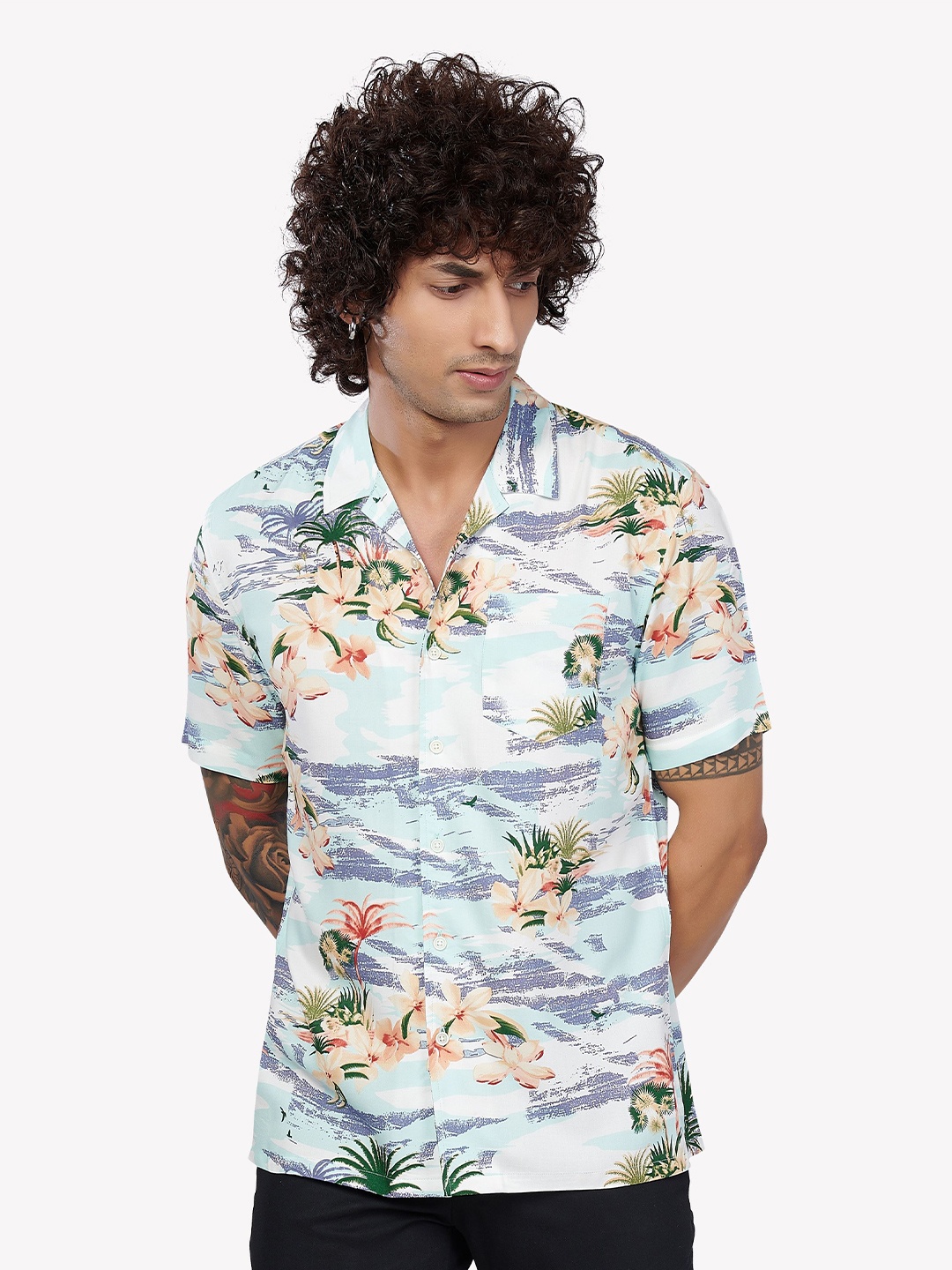

VASTRADO Men Blue Floral Printed Casual Shirt