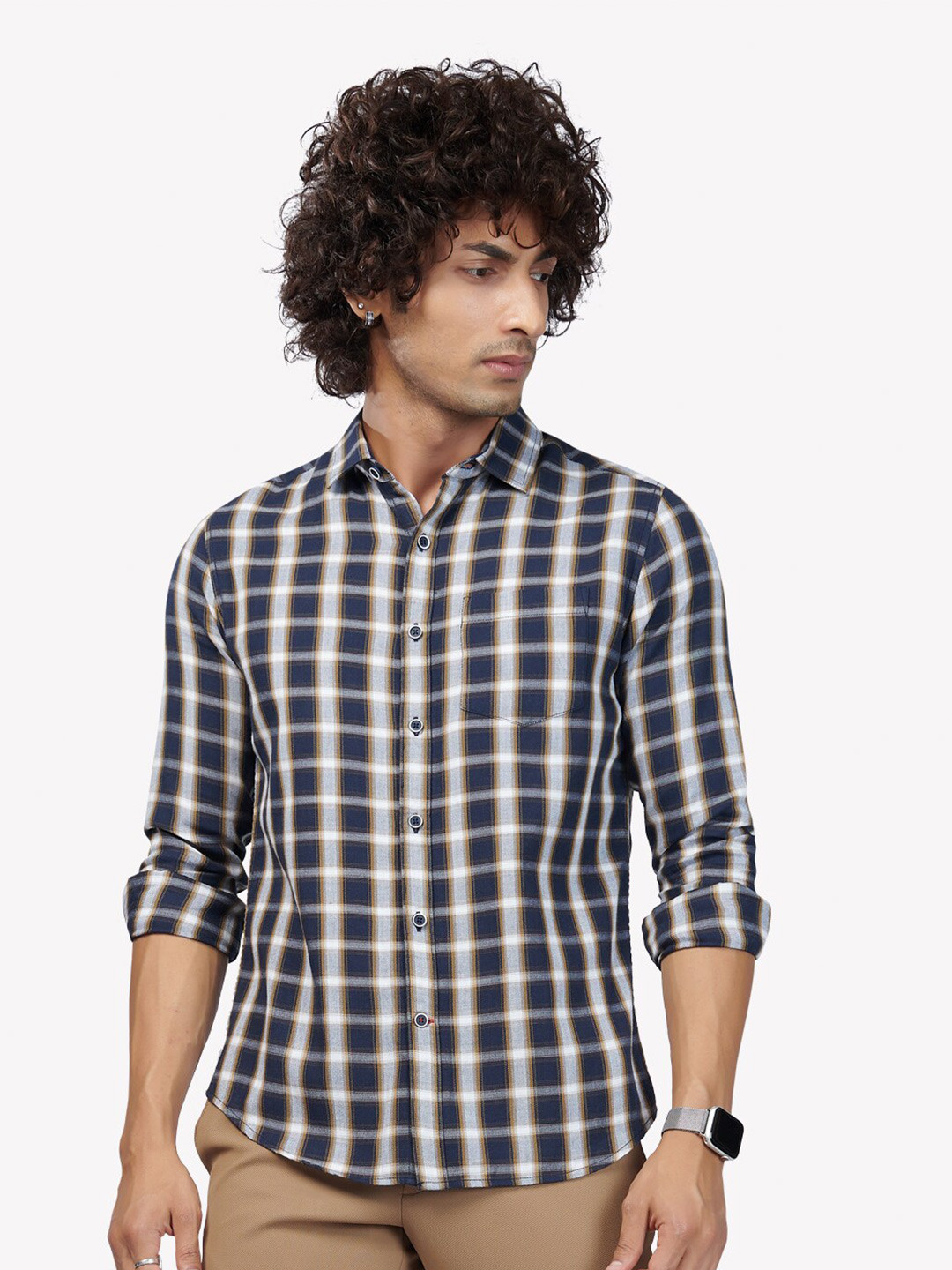 

VASTRADO Men Blue Checked Casual Shirt