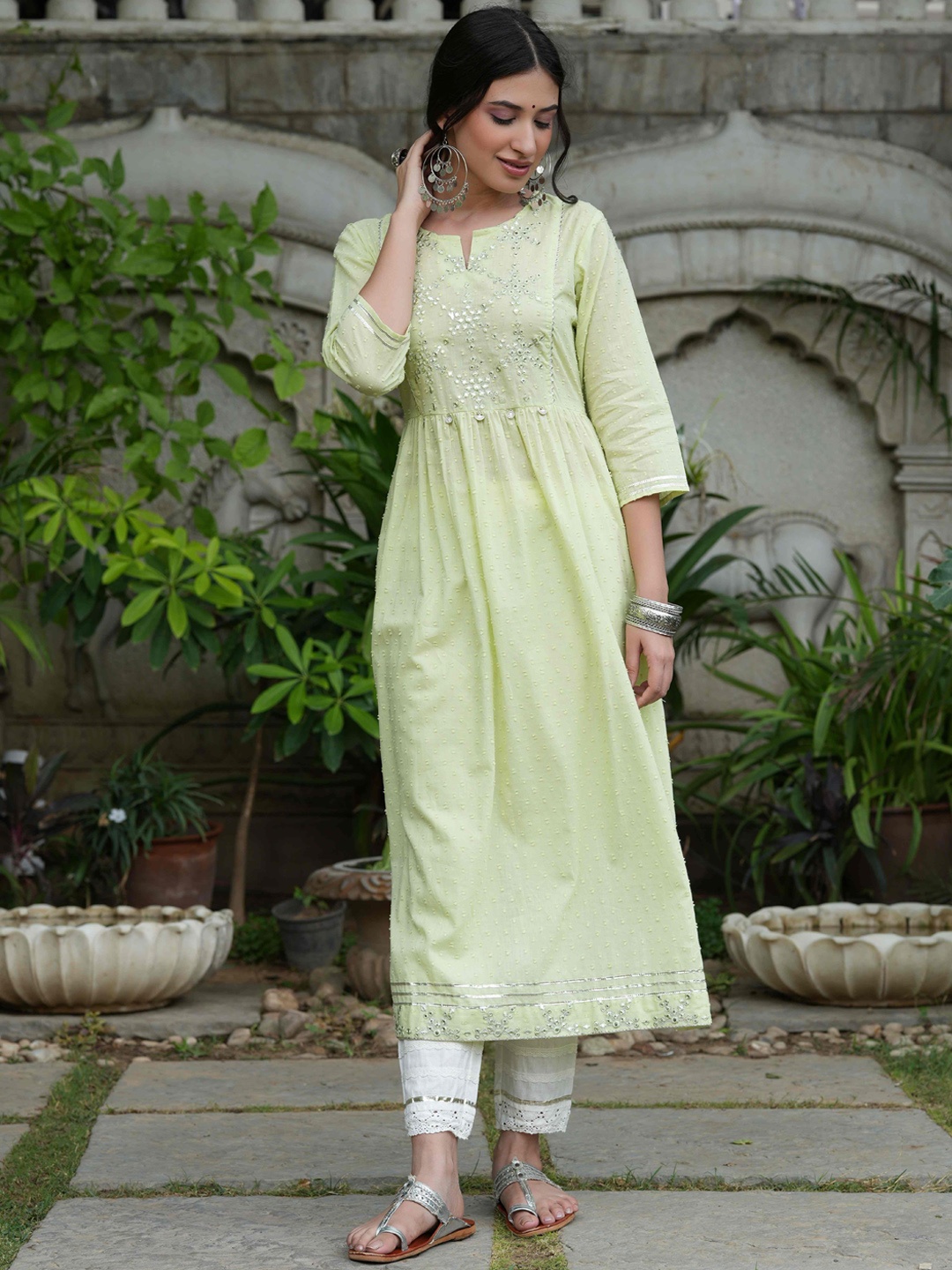 

Juniper Women Green Keyhole Neck Flared Sleeves Anarkali Kurta