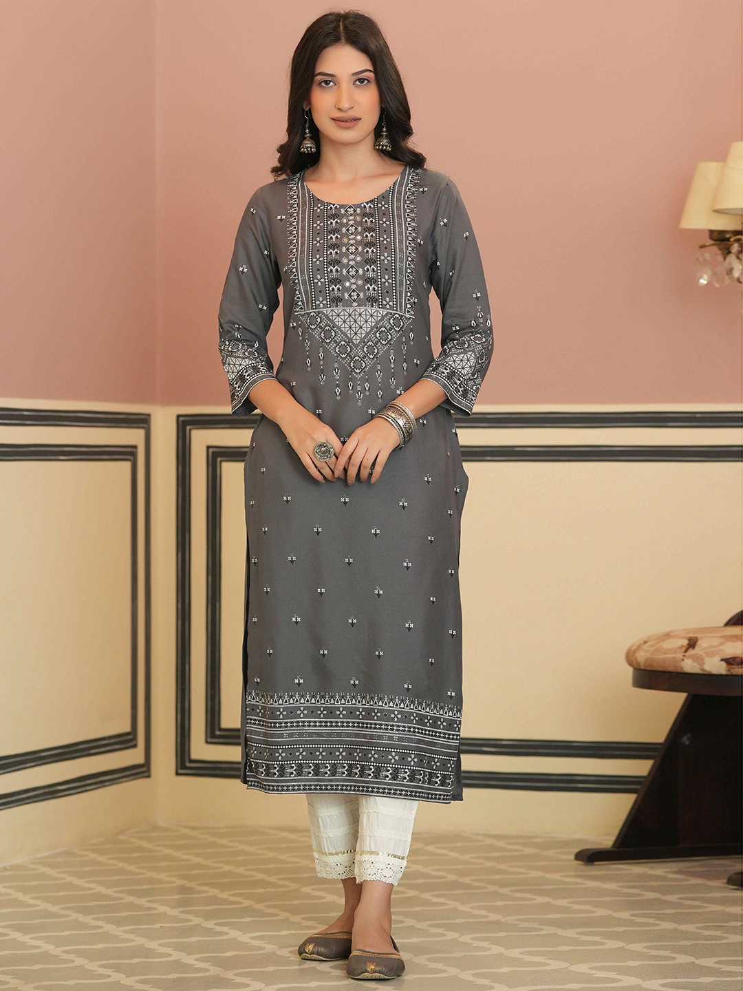 

Juniper Women Grey Straight Kurta