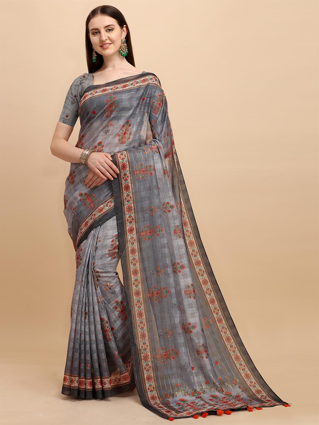 

VISHNU WEAVES Grey & Maroon Floral Chanderi Saree