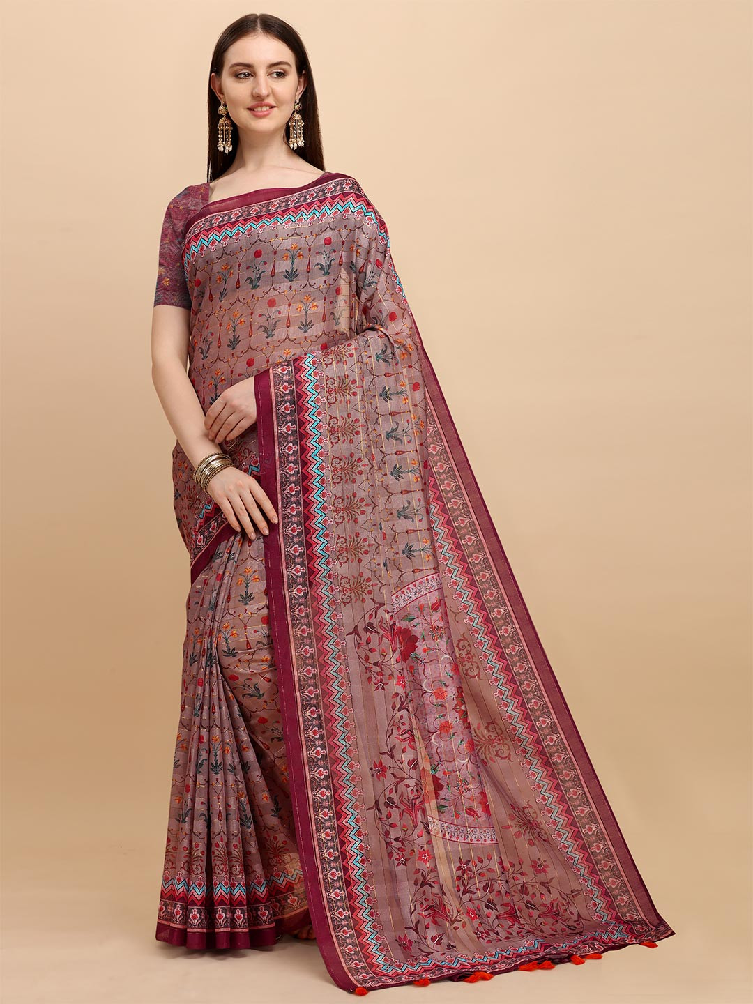 

VISHNU WEAVES Maroon & Black Checked Chanderi Saree