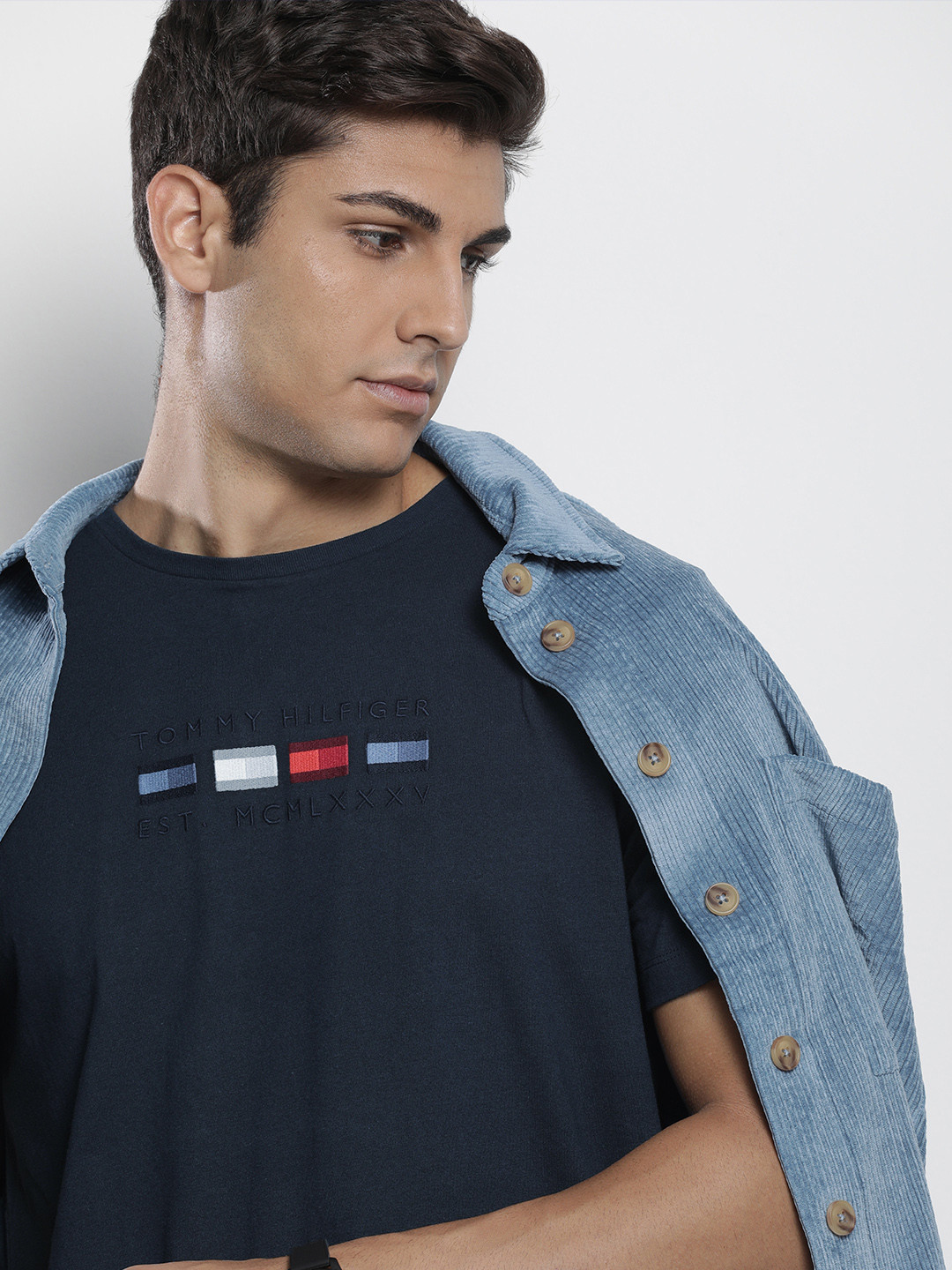 

Tommy Hilfiger Men Navy Blue Brand Logo Pure Cotton T-shirt