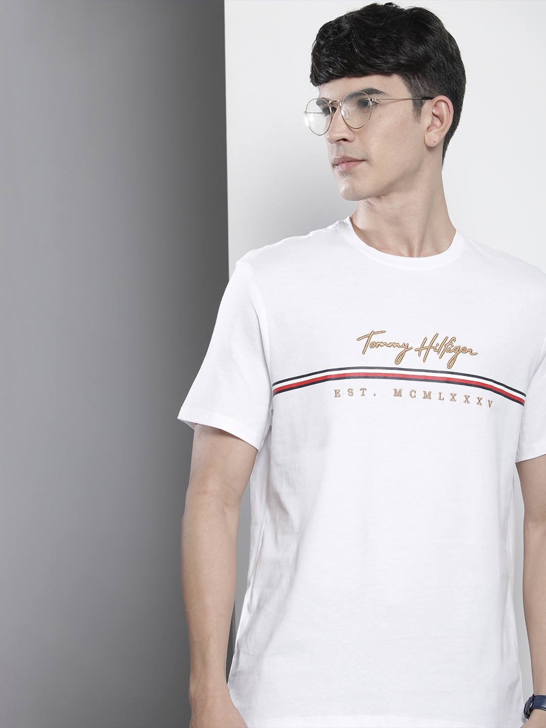 

Tommy Hilfiger Men White Brand Logo Printed Pure Cotton T-shirt