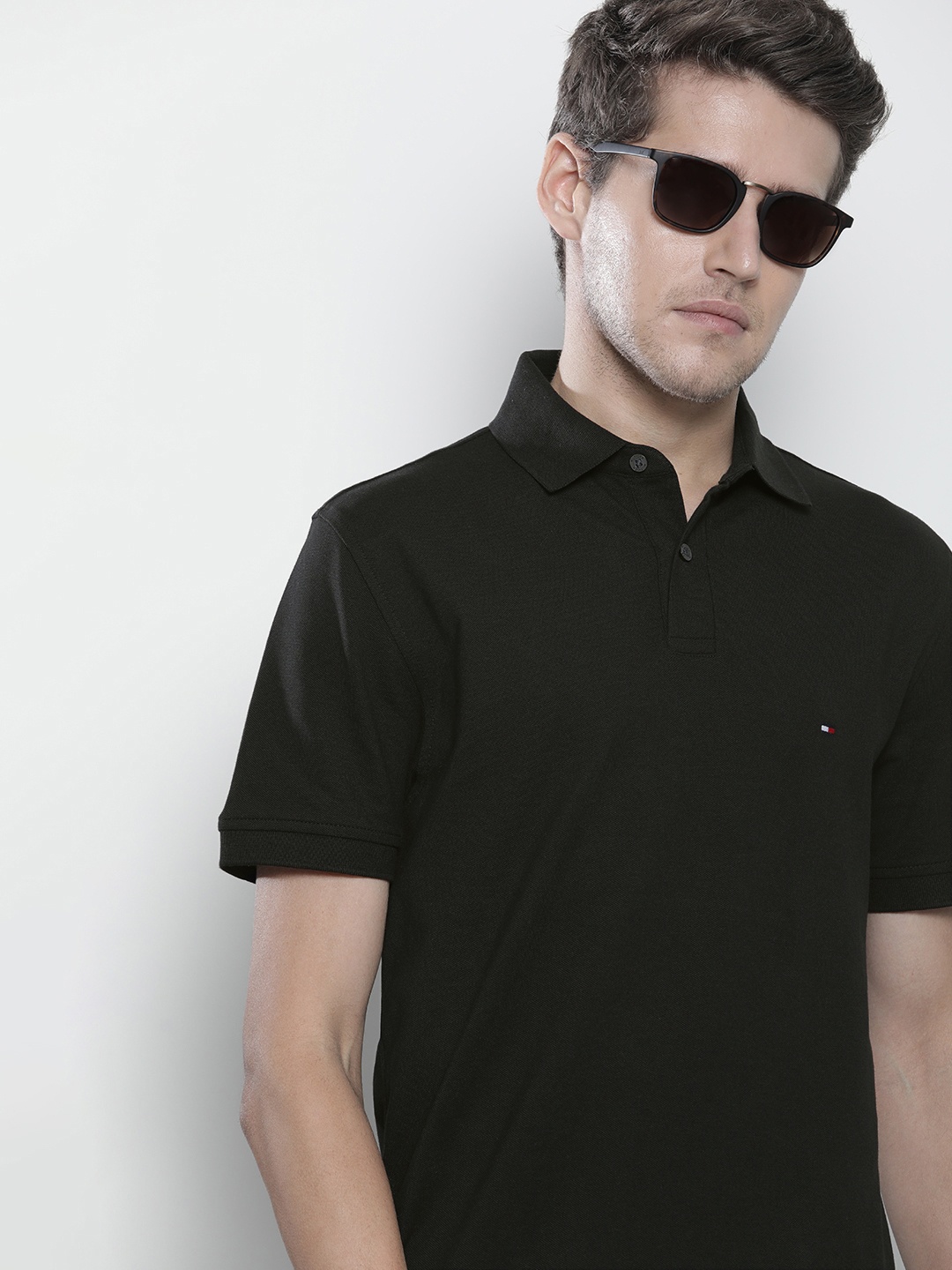 

Tommy Hilfiger Men Black Brand Logo Polo Collar Applique T-shirt