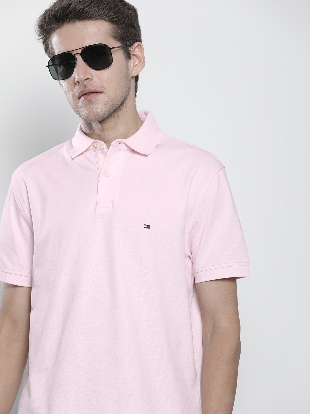 

Tommy Hilfiger Men Pink Brand Logo Polo Collar Applique T-shirt