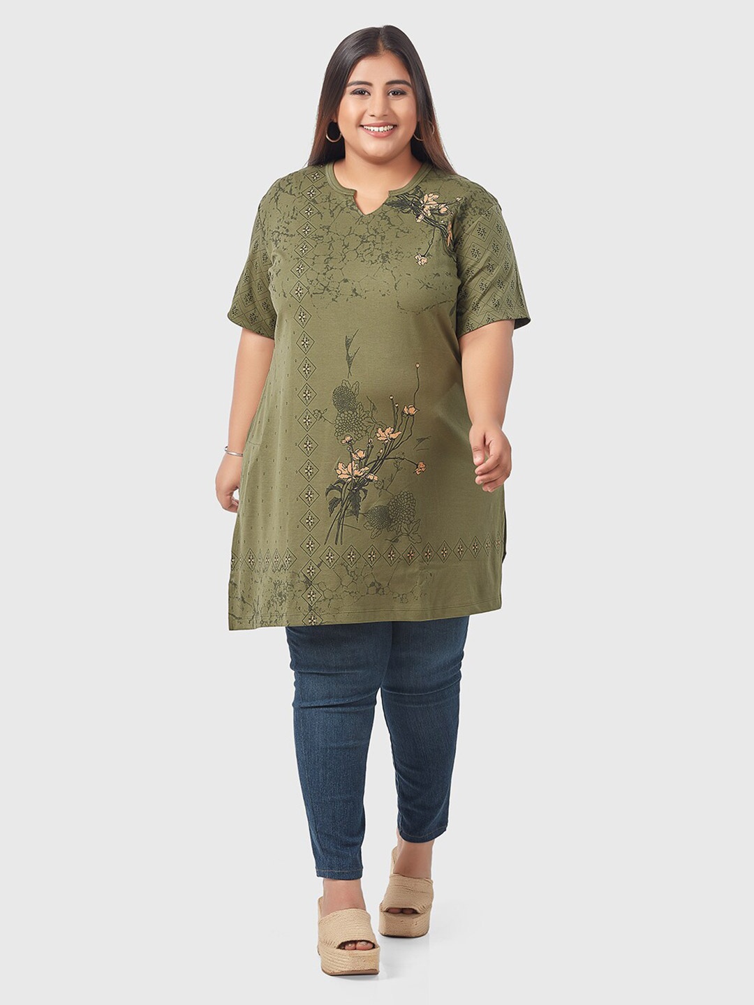 

CUPID Plus Size Olive Green Floral Printed Cotton Kurti
