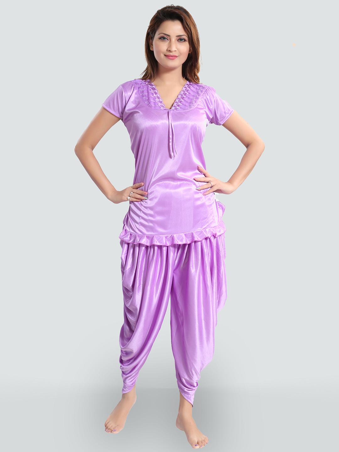 

Romaisa Women Lavender Night suit