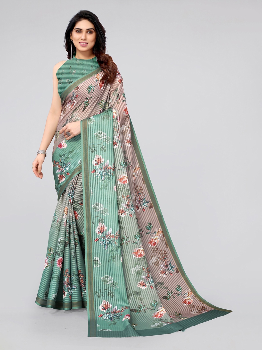 

MIRCHI FASHION Green & White Floral Zari Saree