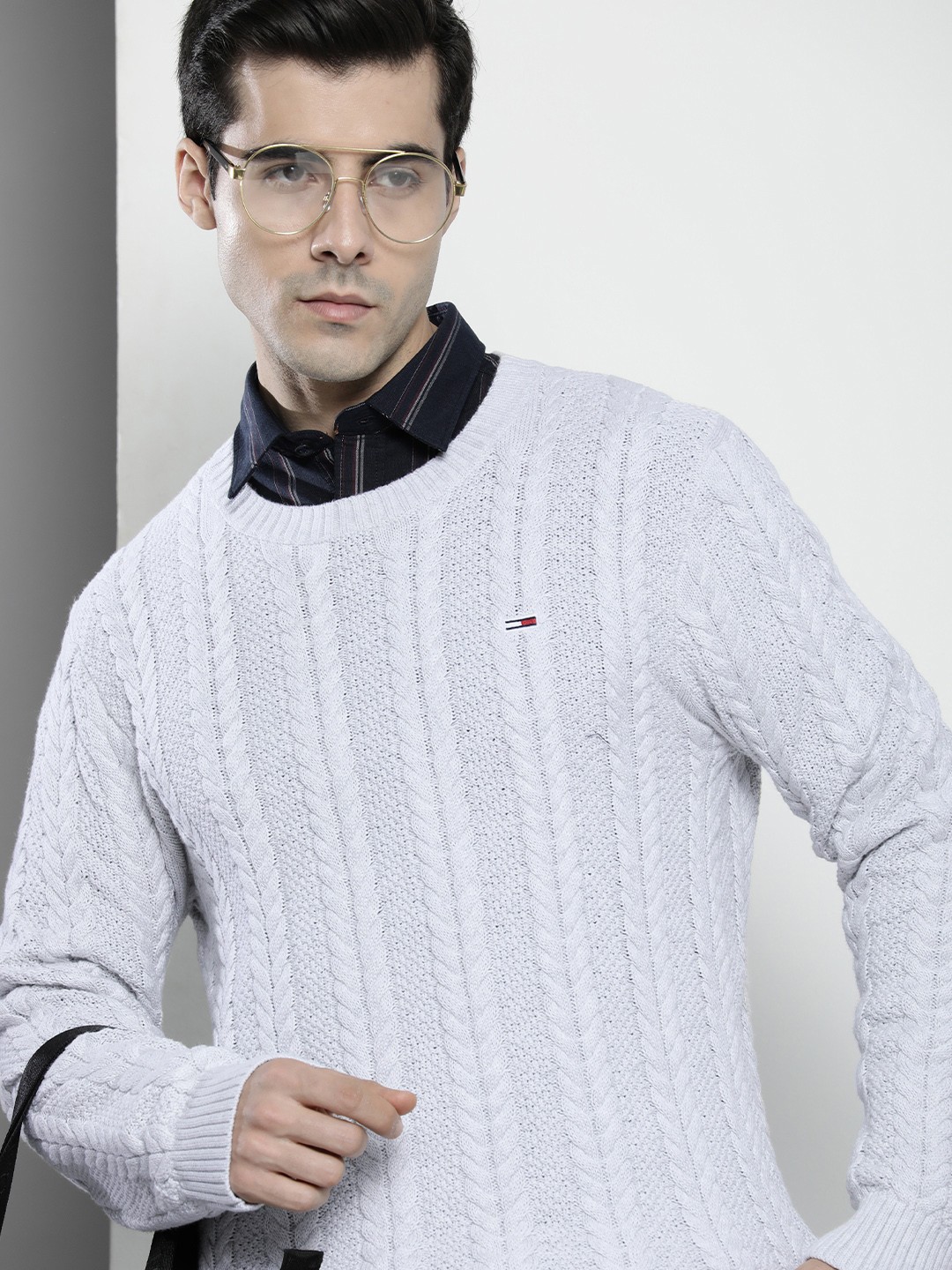 

Tommy Hilfiger Men Grey Cable Knit Pullover Sweater