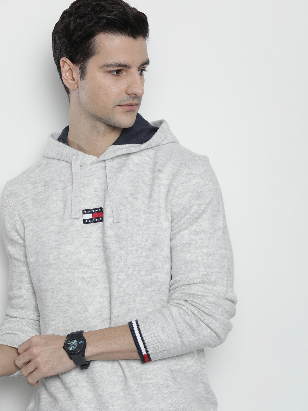 

Tommy Hilfiger Men Grey Speckled Hooded Pullover with Embroidered Detail