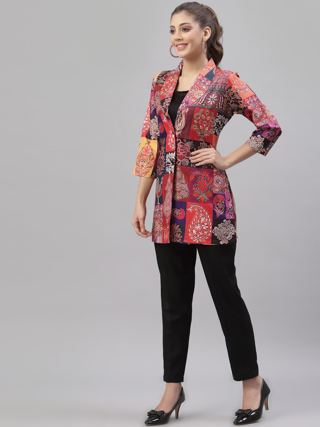 

Get Glamr Women Set Of 3 Black and Orange Printed Co-Ords