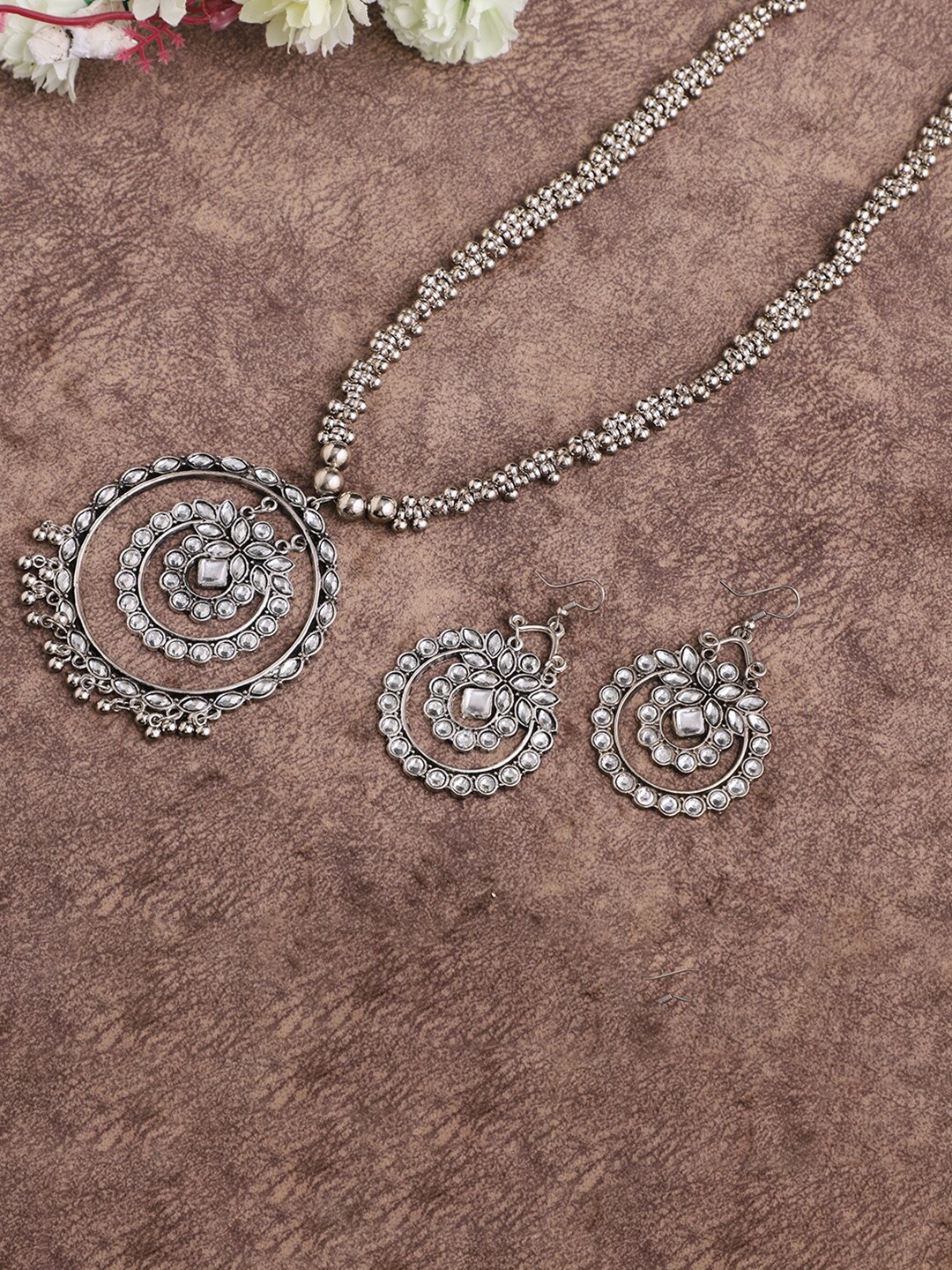 

VENI Silver-Plated Oxidised Necklace Set