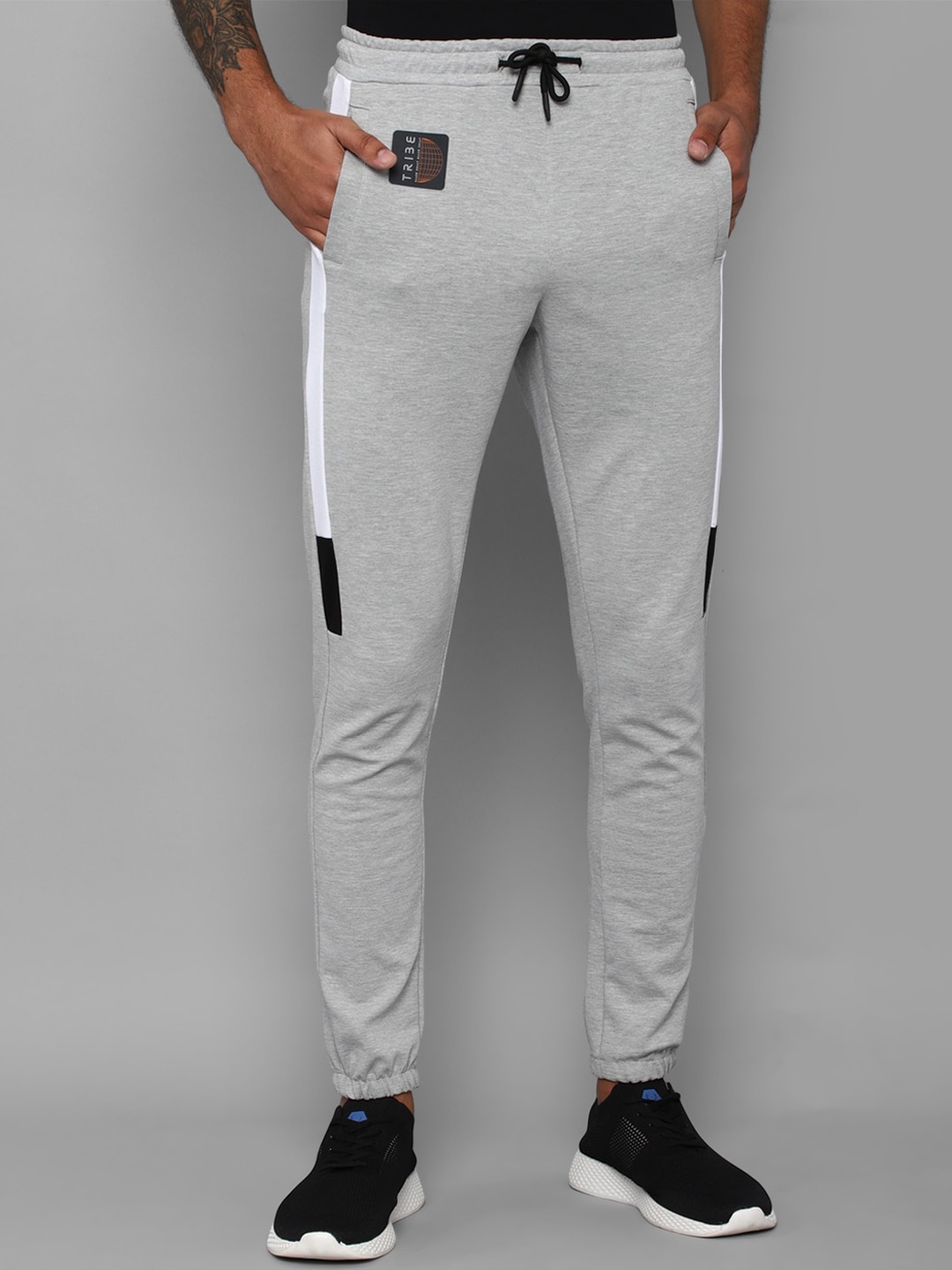 

Allen Solly Men Grey Solid Joggers