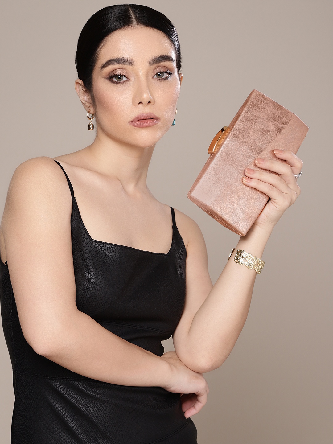 

bebe Women Rose Gold Textured Box Clutch