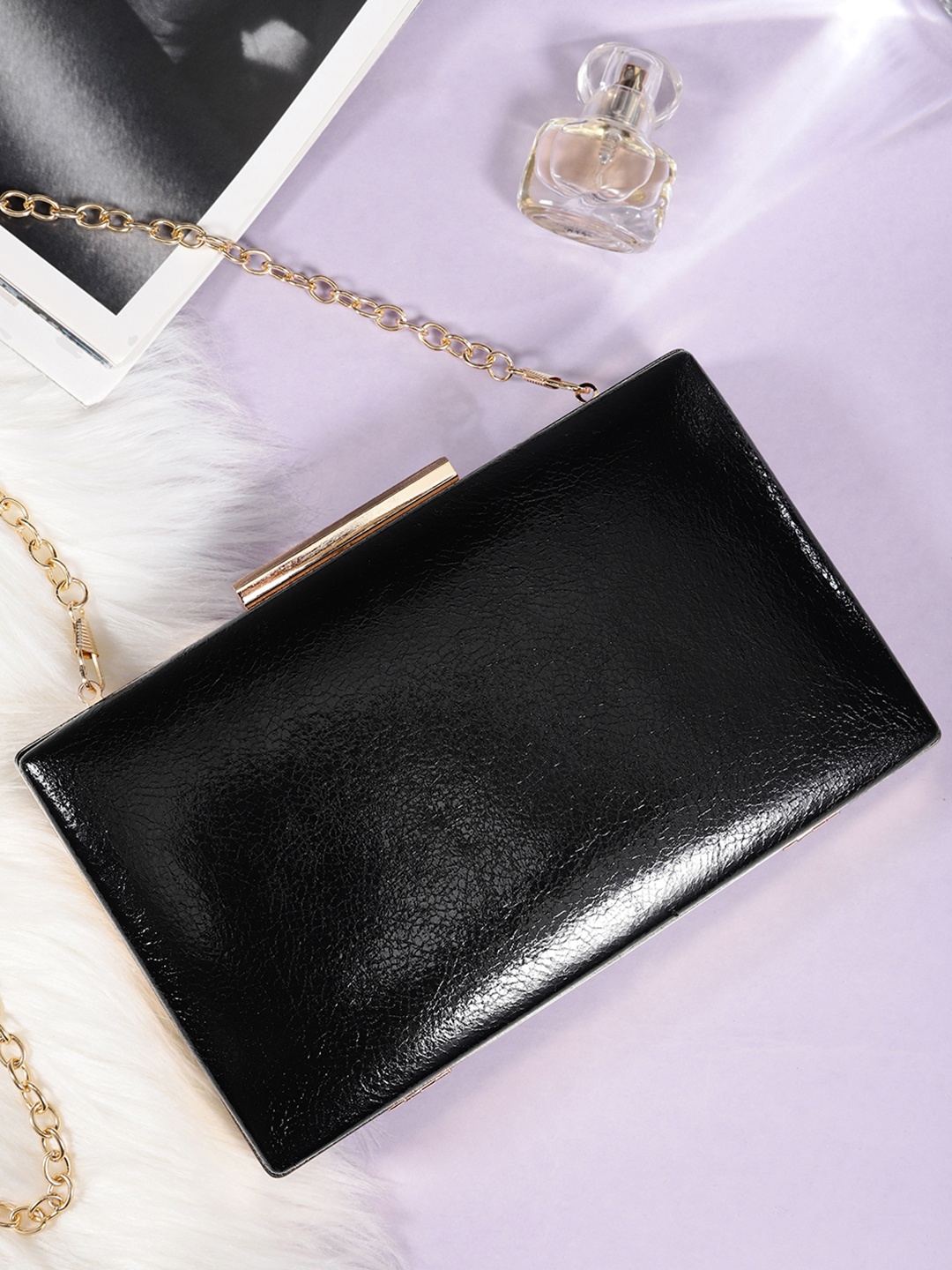 

bebe Women Black Solid Box Clutch