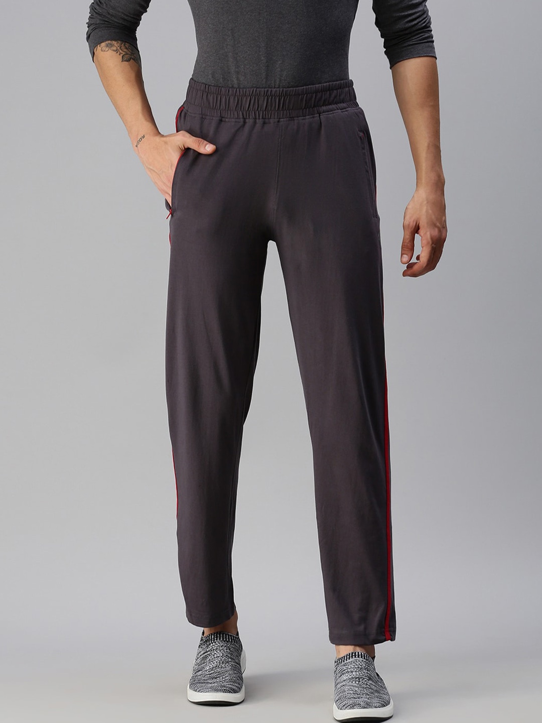 

ONN Men Steel Grey Solid Cotton Track Pants