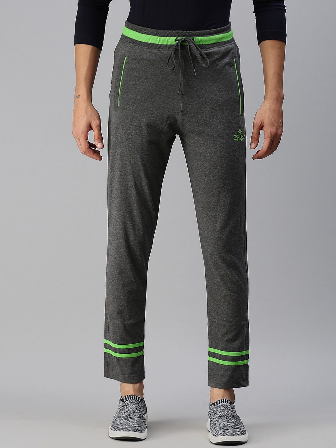 

ONN Men Charcoal-Grey Solid Cotton Track Pant