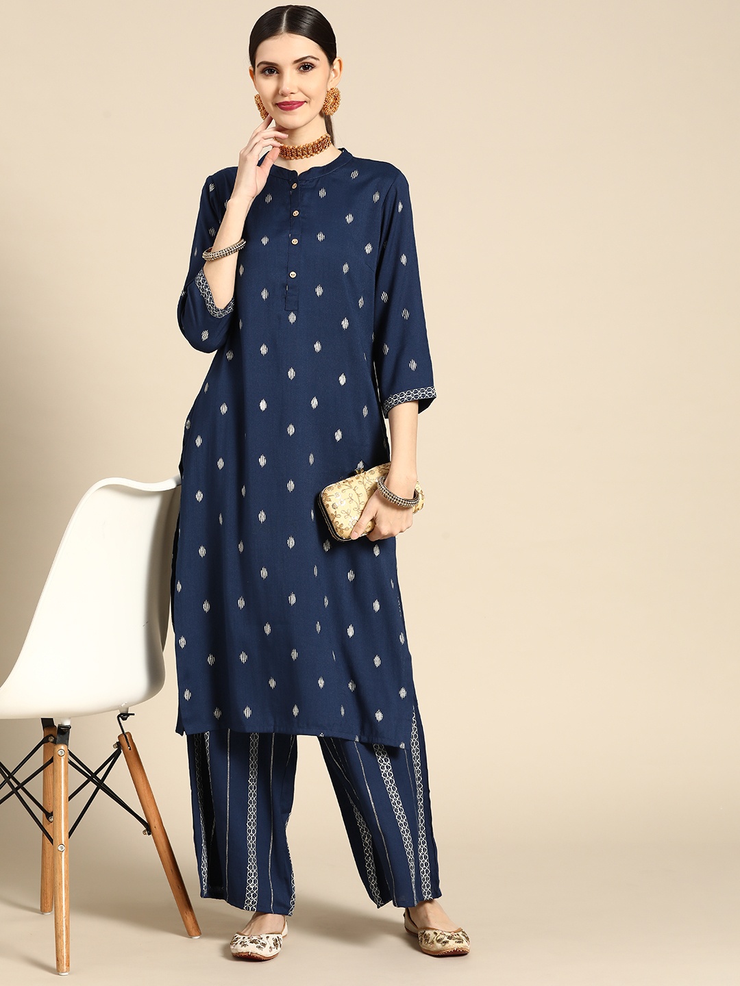 

Anouk Women Navy Blue Ethnic Motifs Printed Kurta with Palazzos