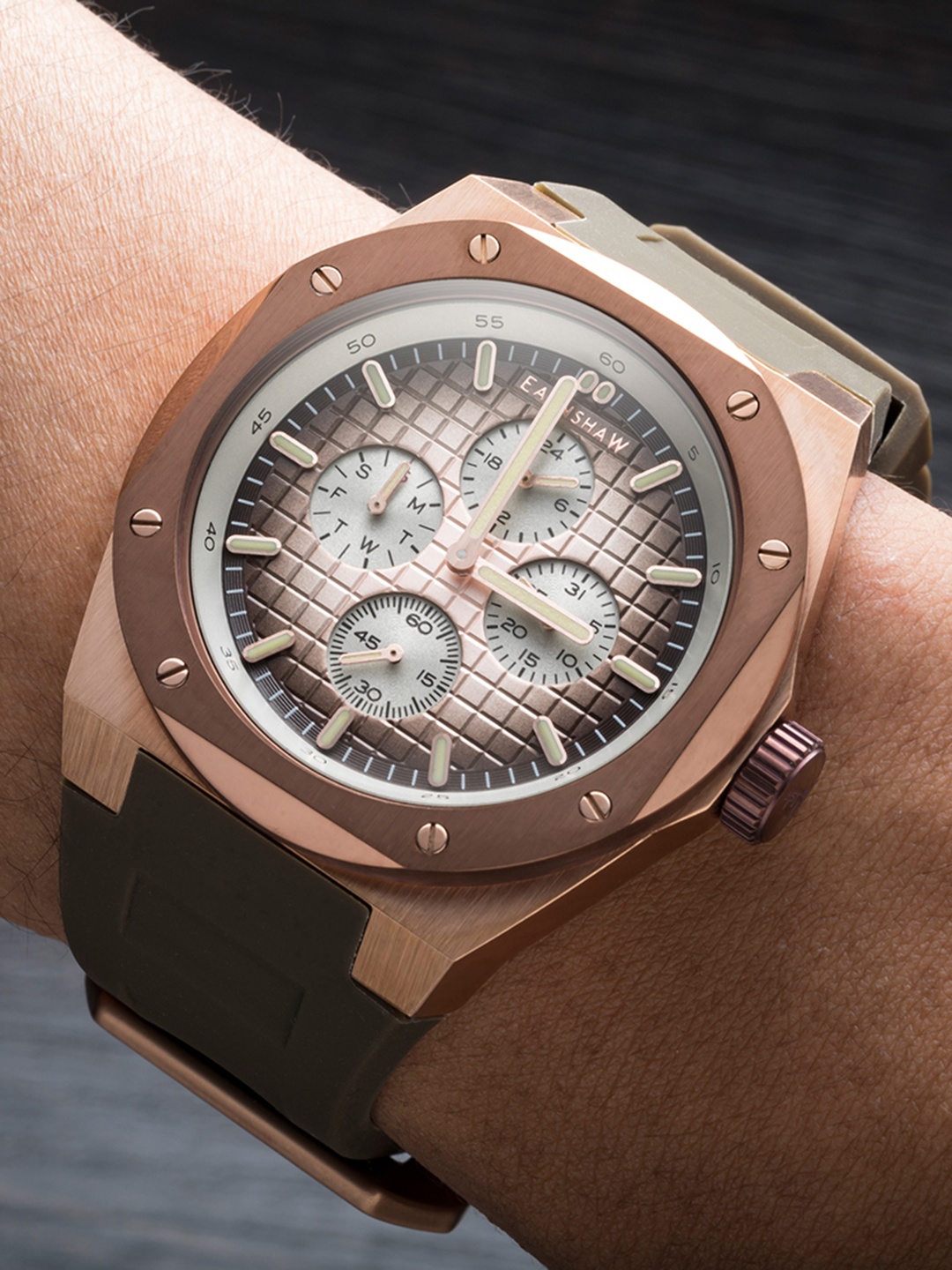 

EARNSHAW Men Brown Calendar Multifunction Luminous Hands Dial Watch - ES-8253-03