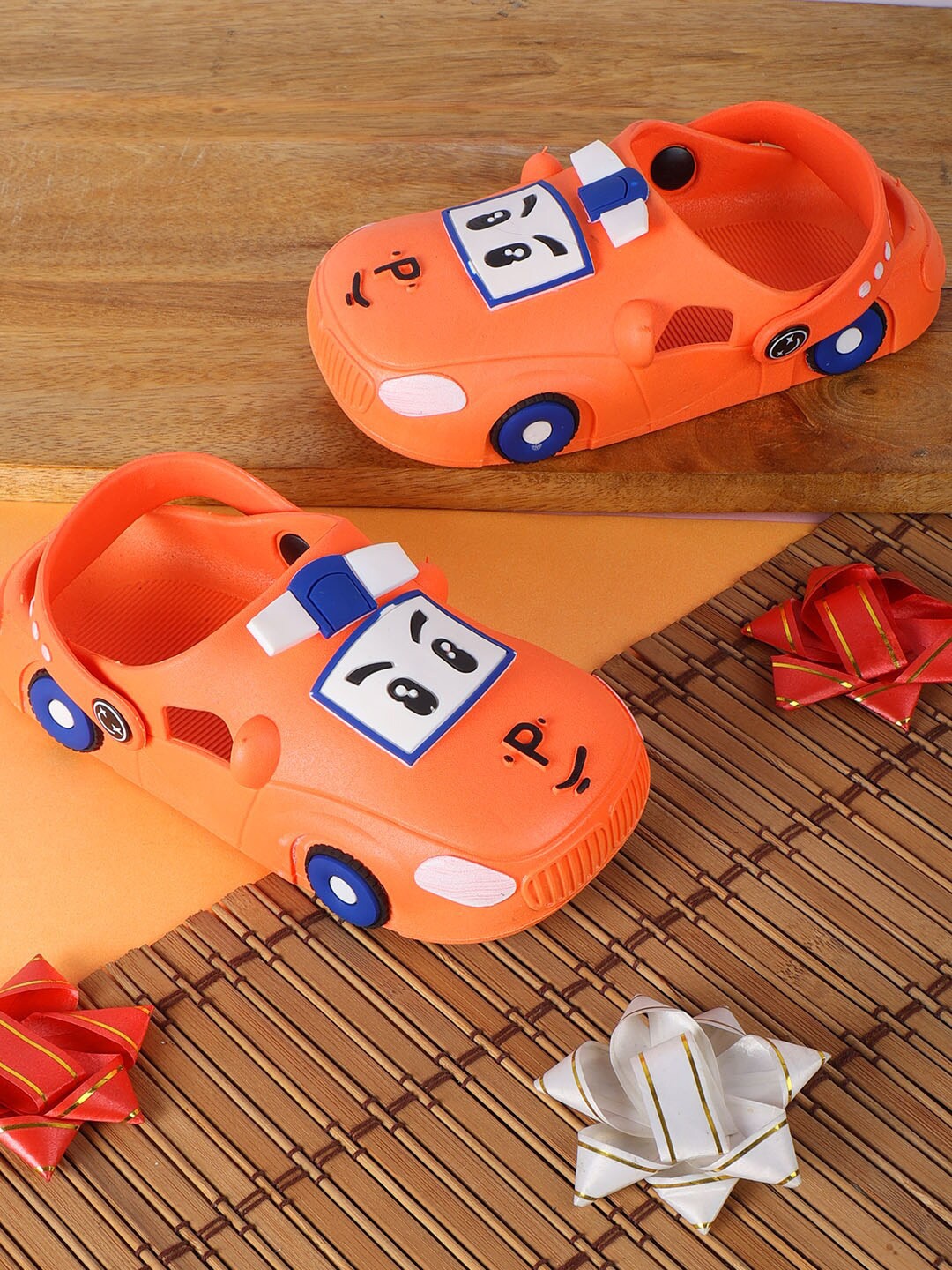 

PASSION PETALS Unisex Kids Orange Printed PU Clogs