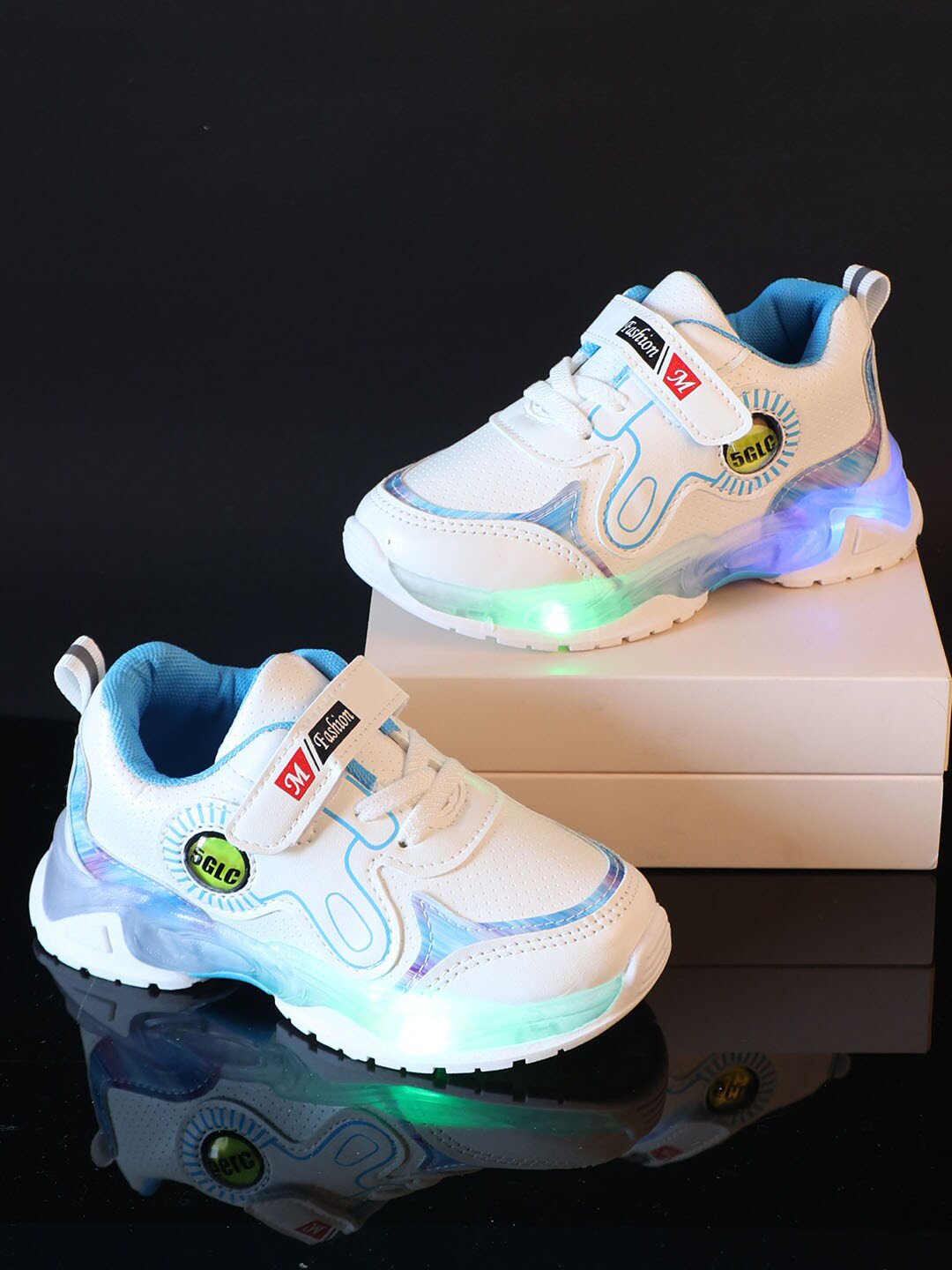 

PASSION PETALS Unisex Kids White Printed PU Sneakers