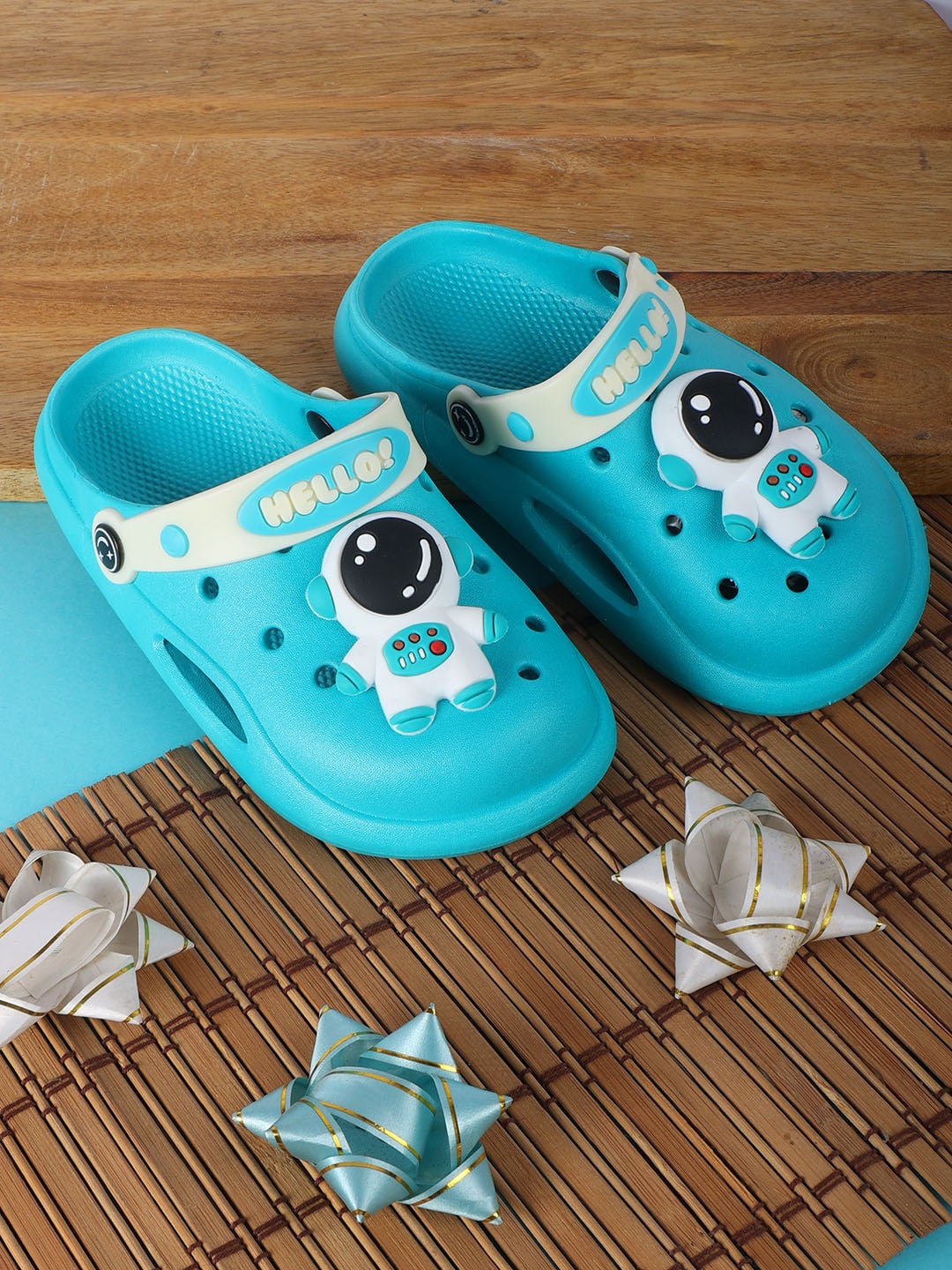 

PASSION PETALS Unisex Kids Green Printed PU Clogs