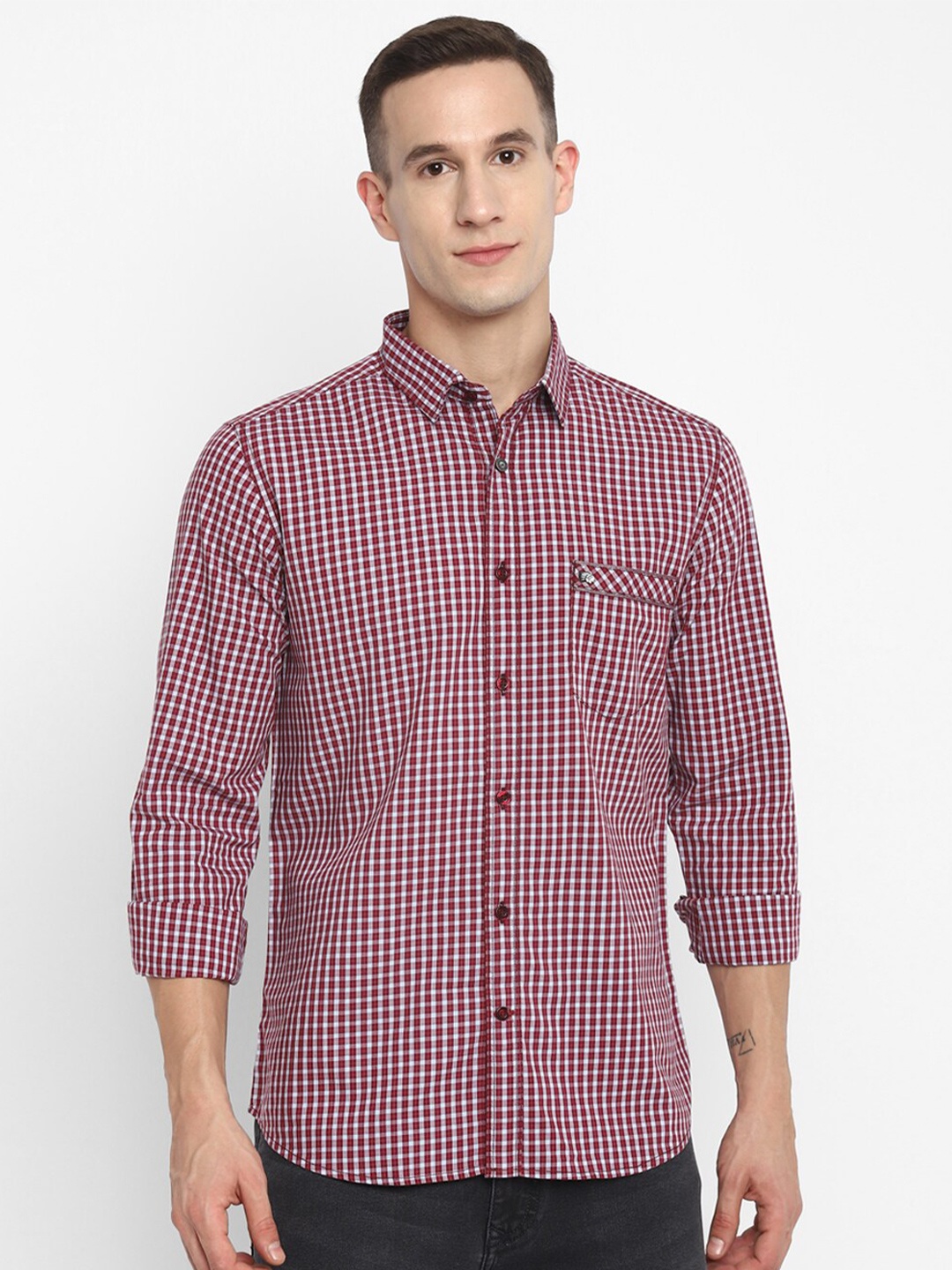 

Red Chief Men Maroon Slim Fit Gingham Checks Checked Casual Shirt