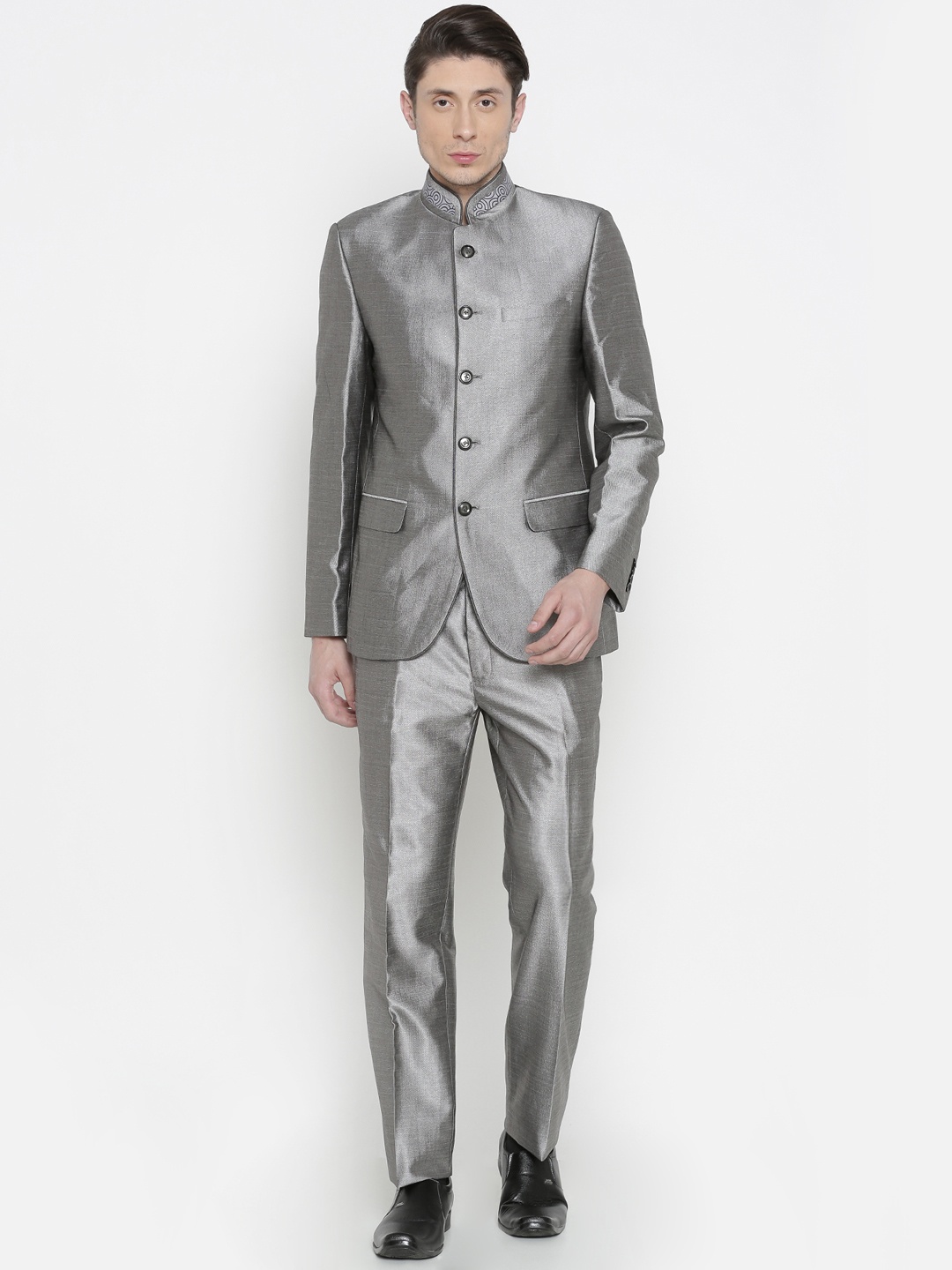 

Raymond Grey Solid Single-Breasted Regular Contemporary Fit Ethnic Bandhgala Suit