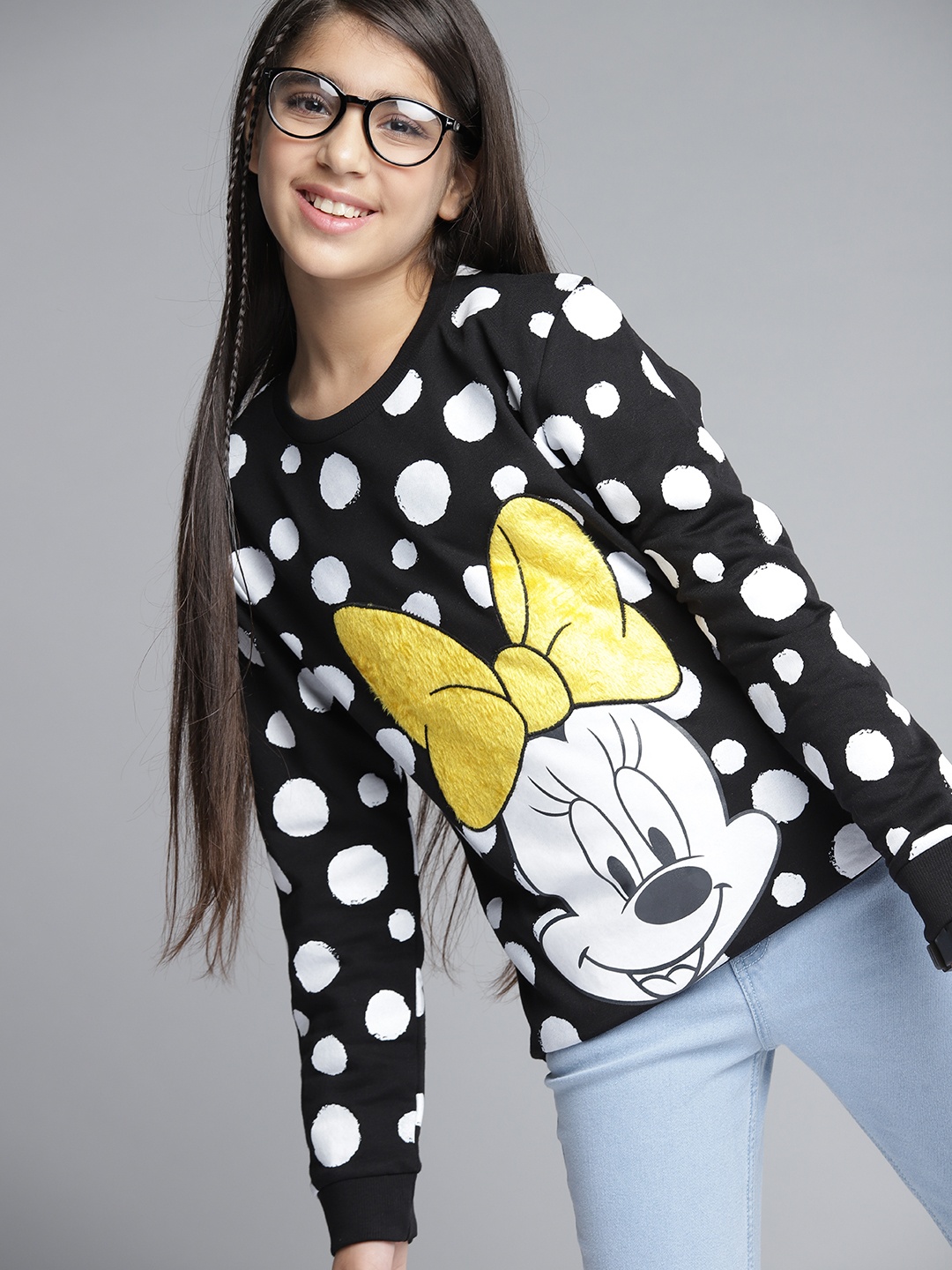 

YK Girls Black & White Mickey Mouse Printed Sweatshirt
