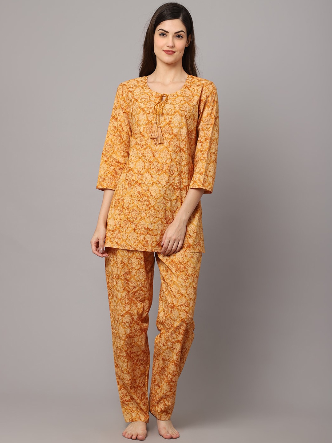 

Shararat Women Yellow & Red Printed Night suit