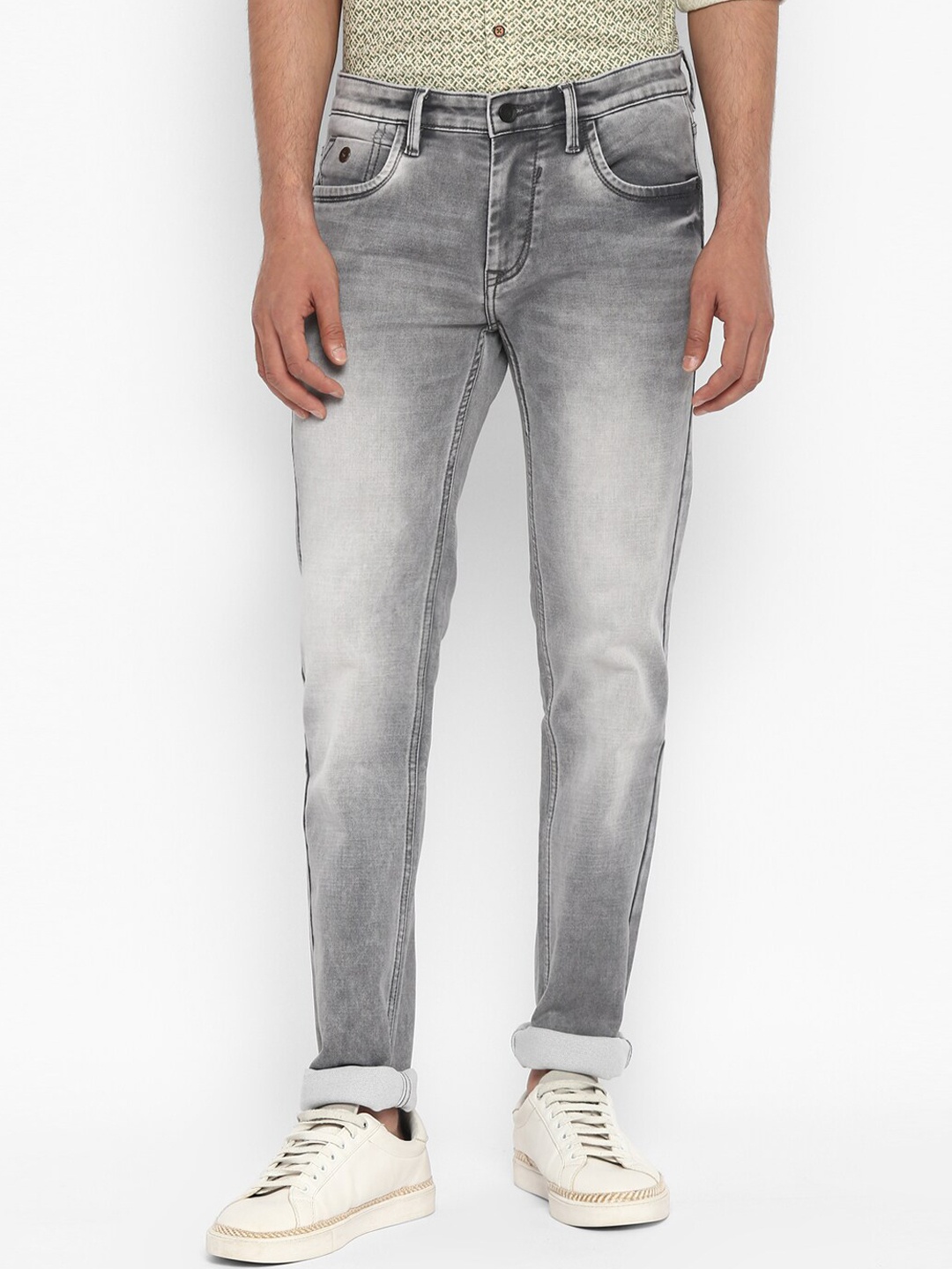 

Turtle Men Grey Tapered Fit Heavy Fade Stretchable Jeans