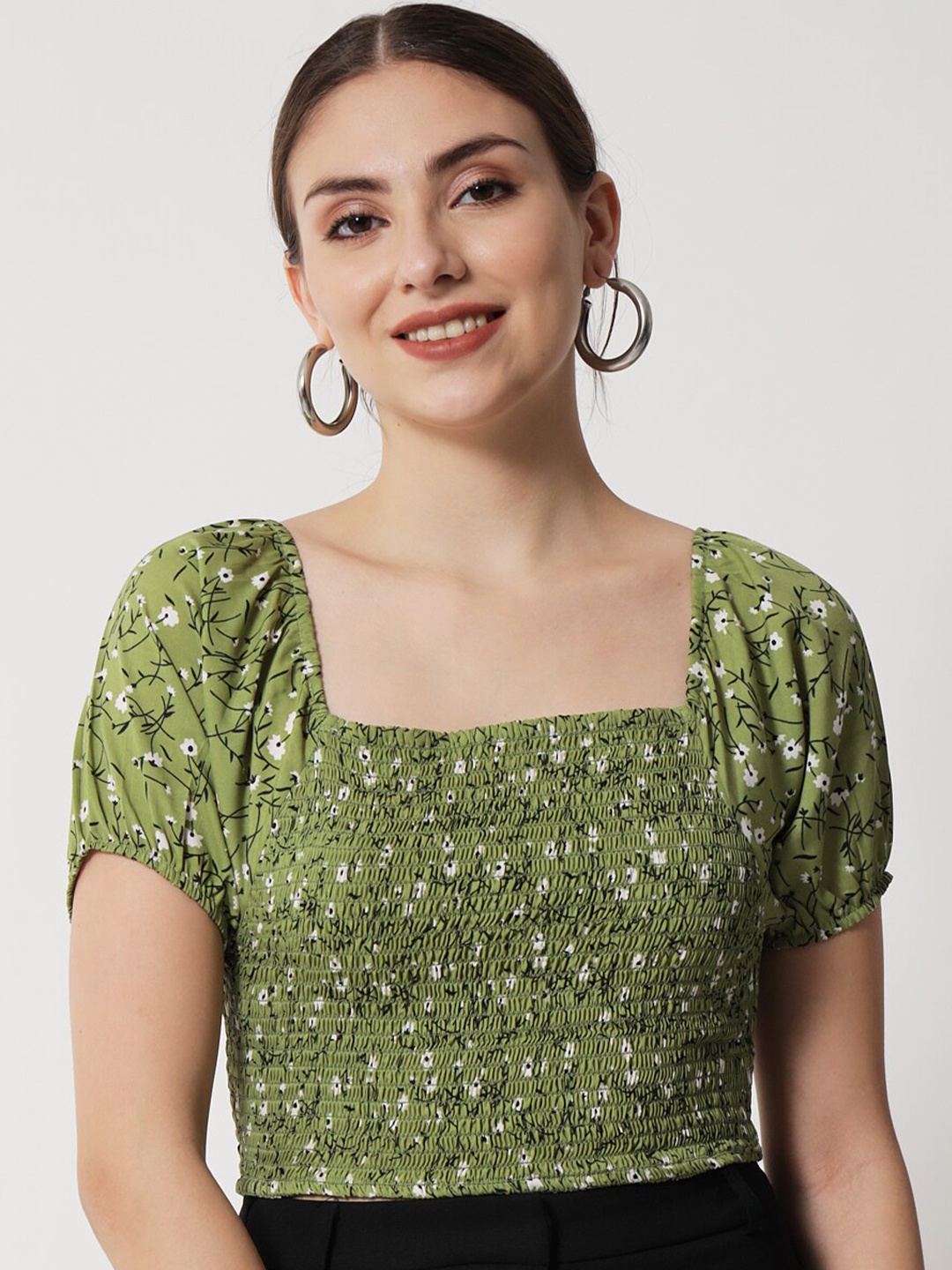 

Trend Arrest Green & Black Floral Print Crepe Crop Top