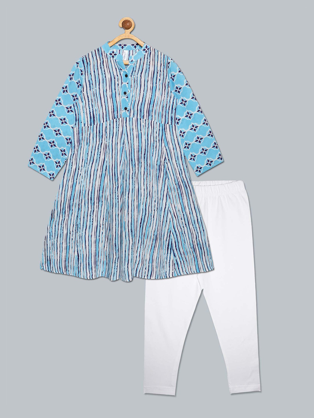 

KiddoPanti Girls Blue Striped Kurti with Pyjamas