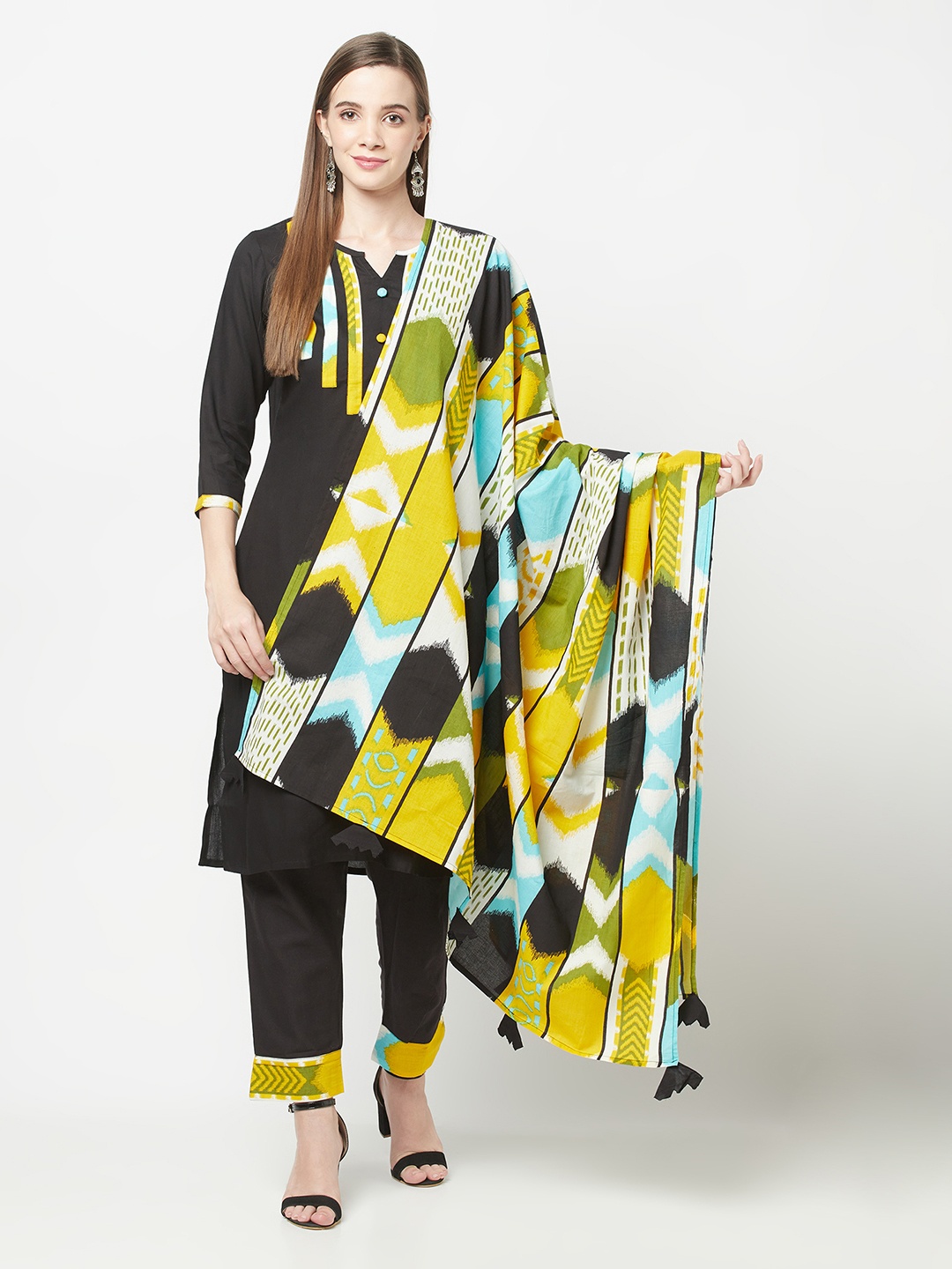 

ERISHA Women Black Kurta with Trousers