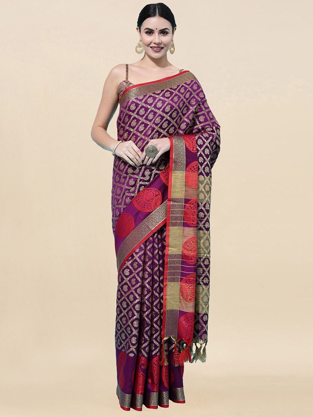 

Satrani Red & Green Paisley Zari Silk Cotton Banarasi Saree