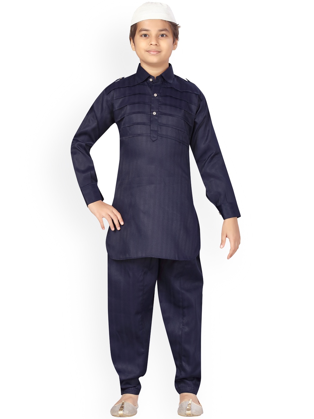 

Aarika Boys Navy Blue Pure Cotton Kurta with Salwar
