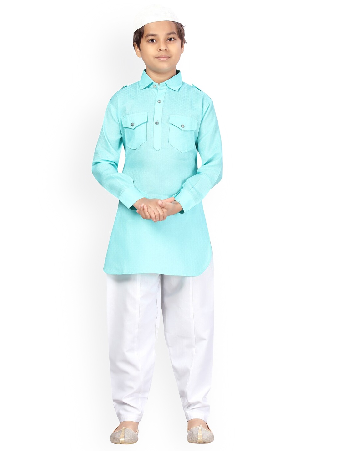 

Aarika Boys Turquoise Blue & White Pure Cotton Kurta with Pyjamas