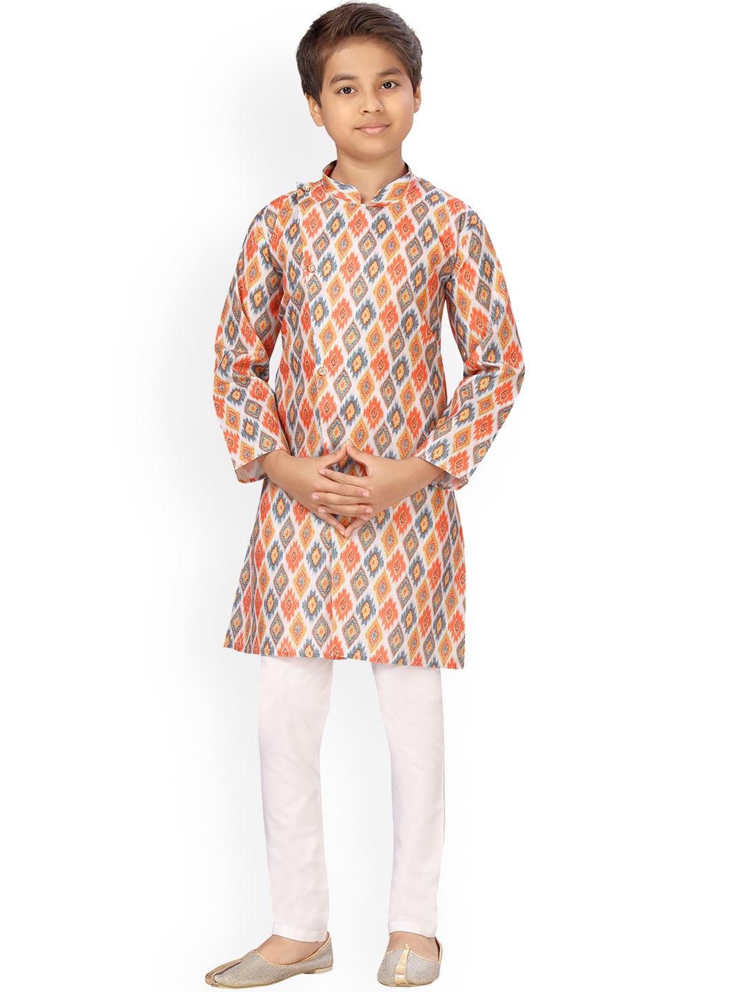 

Aarika Boys Yellow Printed Pure Cotton Kurta with Pyjamas
