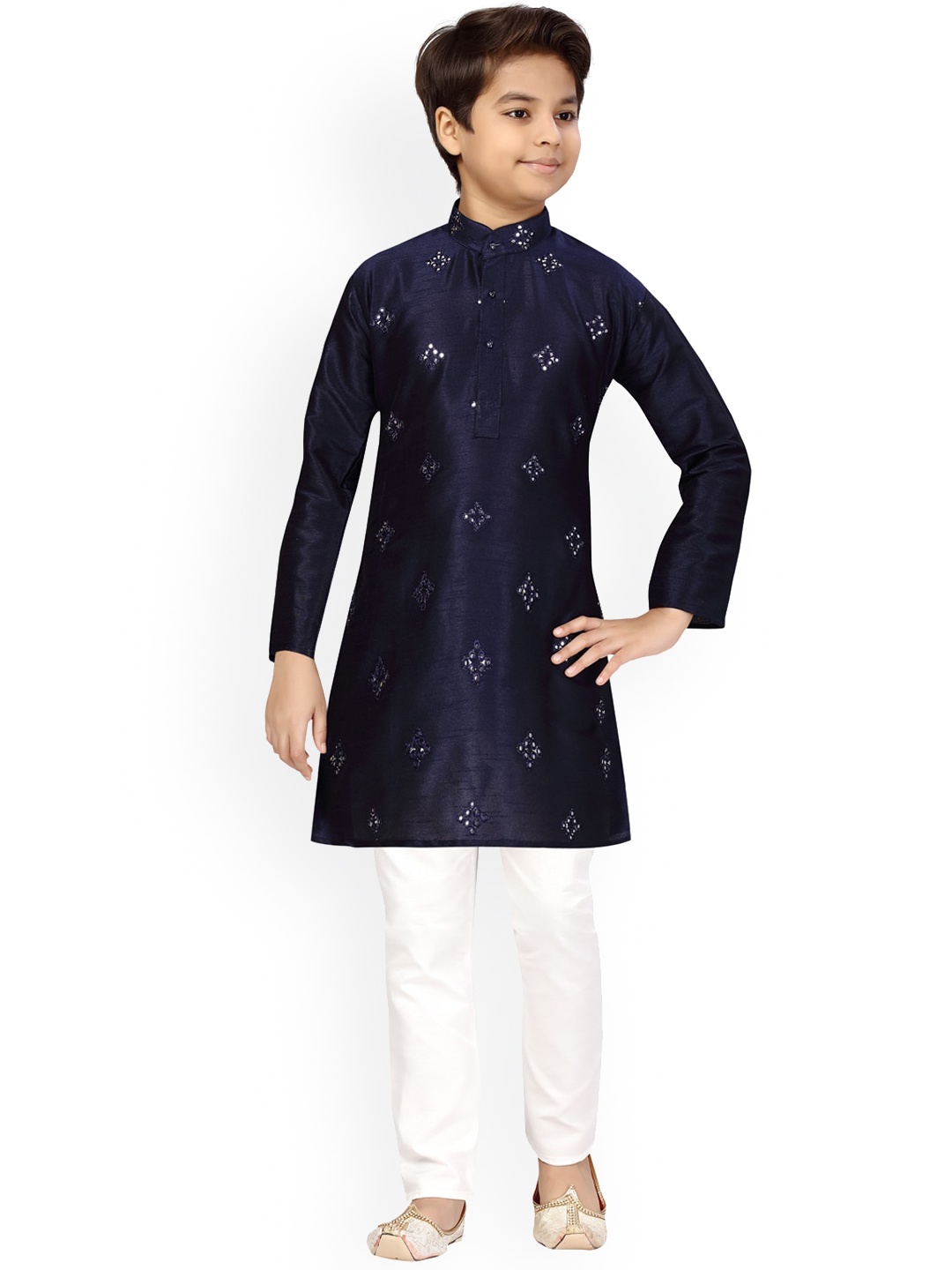 

Aarika Boys Navy Blue Pure Silk Kurta with Pyjamas