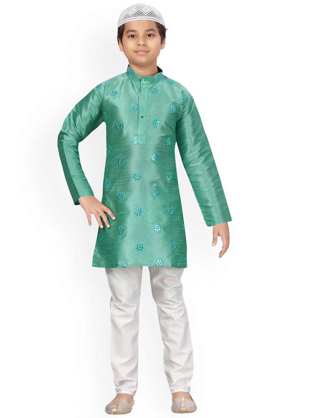 

Aarika Boys Green Floral Embroidered Mirror Work Pure Cotton Kurta with Pyjamas