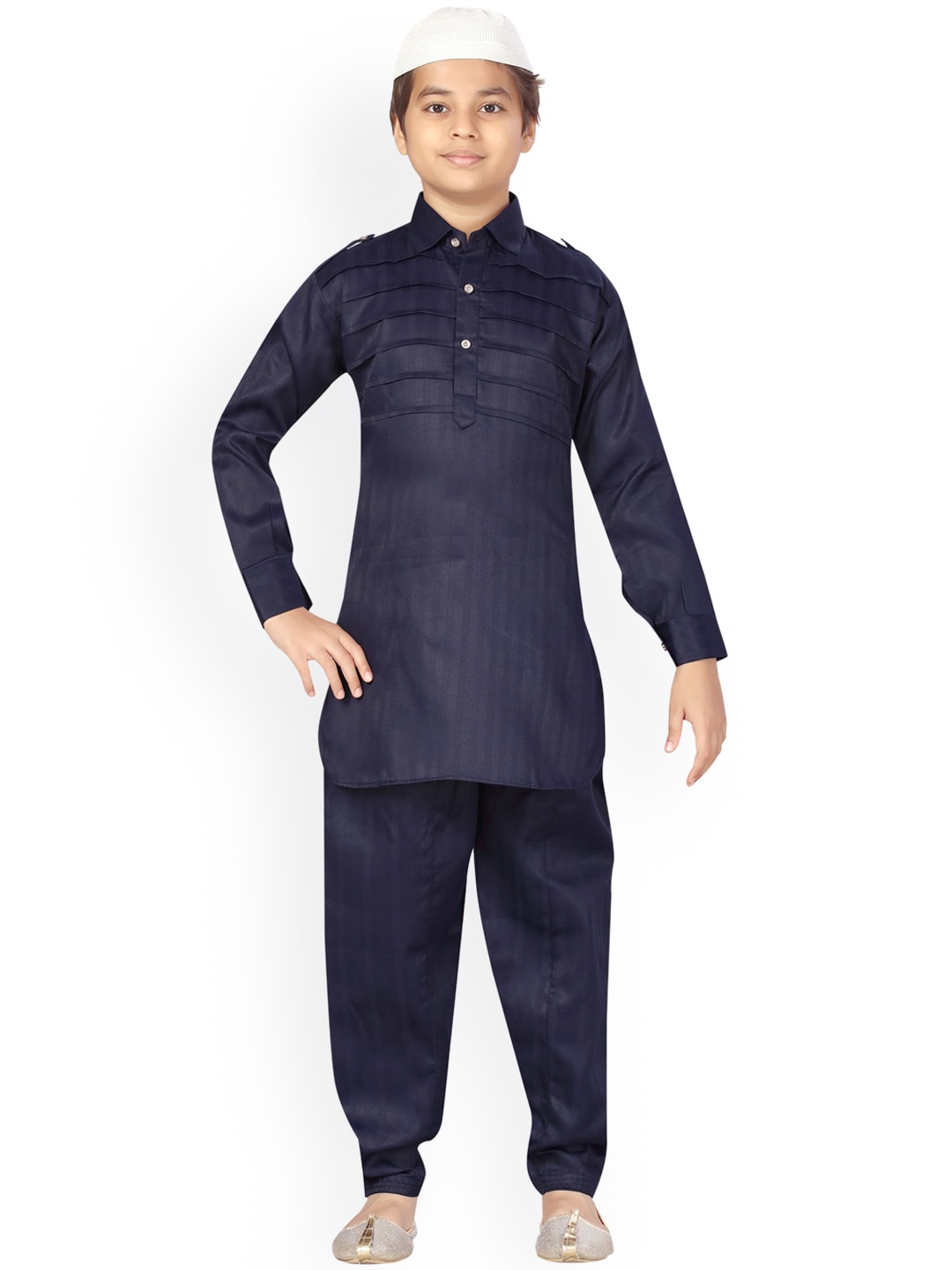 

Aarika Boys Navy Blue Pure Cotton Kurta with Salwar