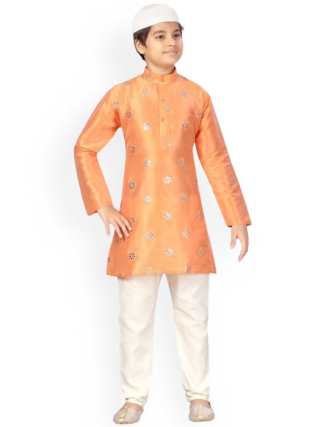 

Aarika Boys Peach-Coloured Ethnic Motifs Embroidered Pure Cotton Kurta with Trousers