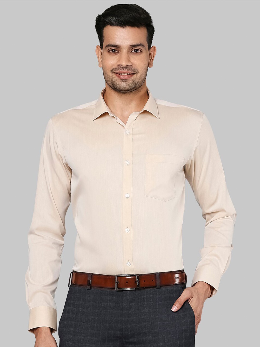 

Park Avenue Men Beige Slim Fit Formal Shirt