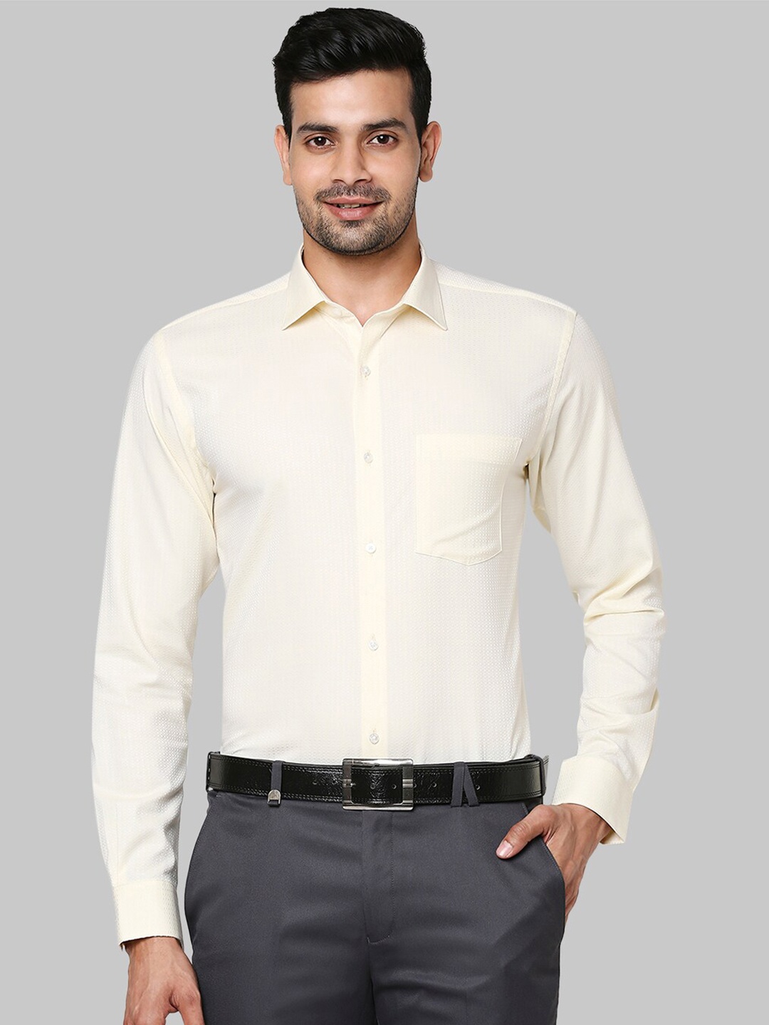 

Park Avenue Men Light Yellow Slim Fit Formal Shirt