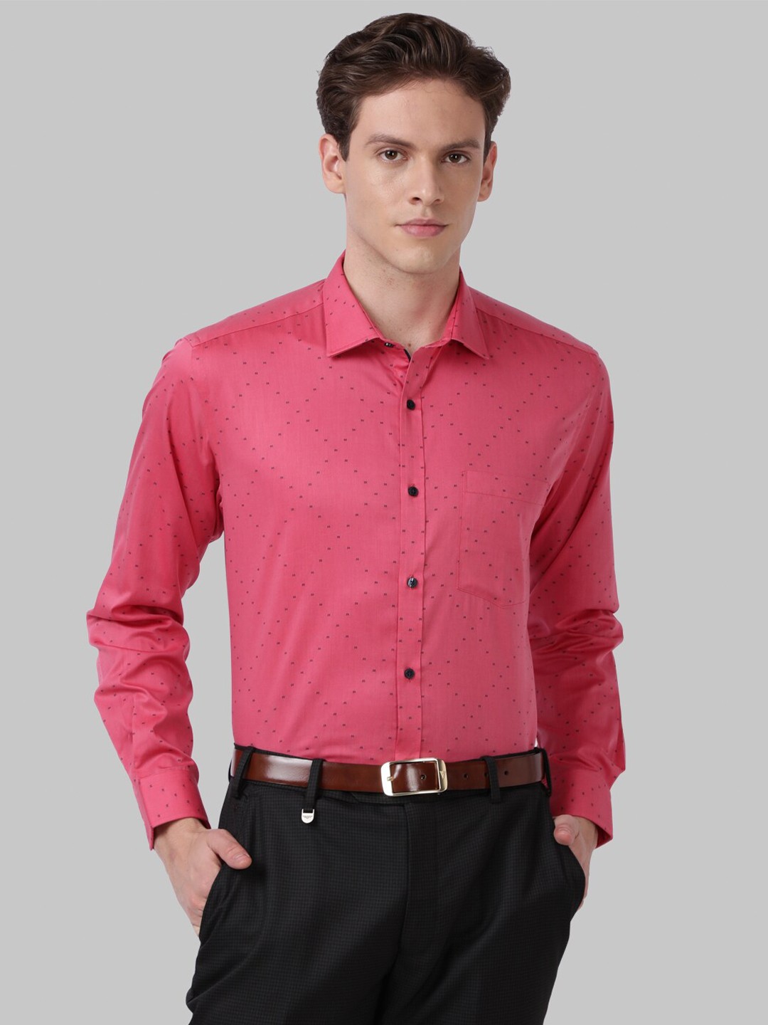 

Park Avenue Men Pink Printed Formal Shirt