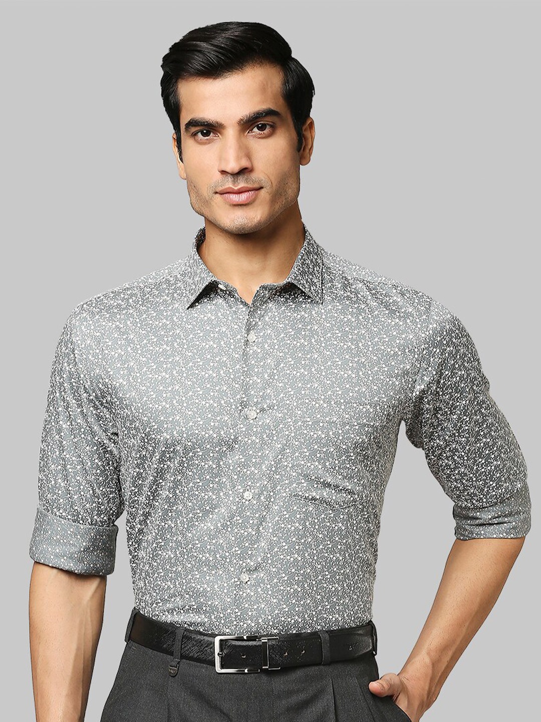 

Park Avenue Men Grey Slim Fit Printed Formal Shirt
