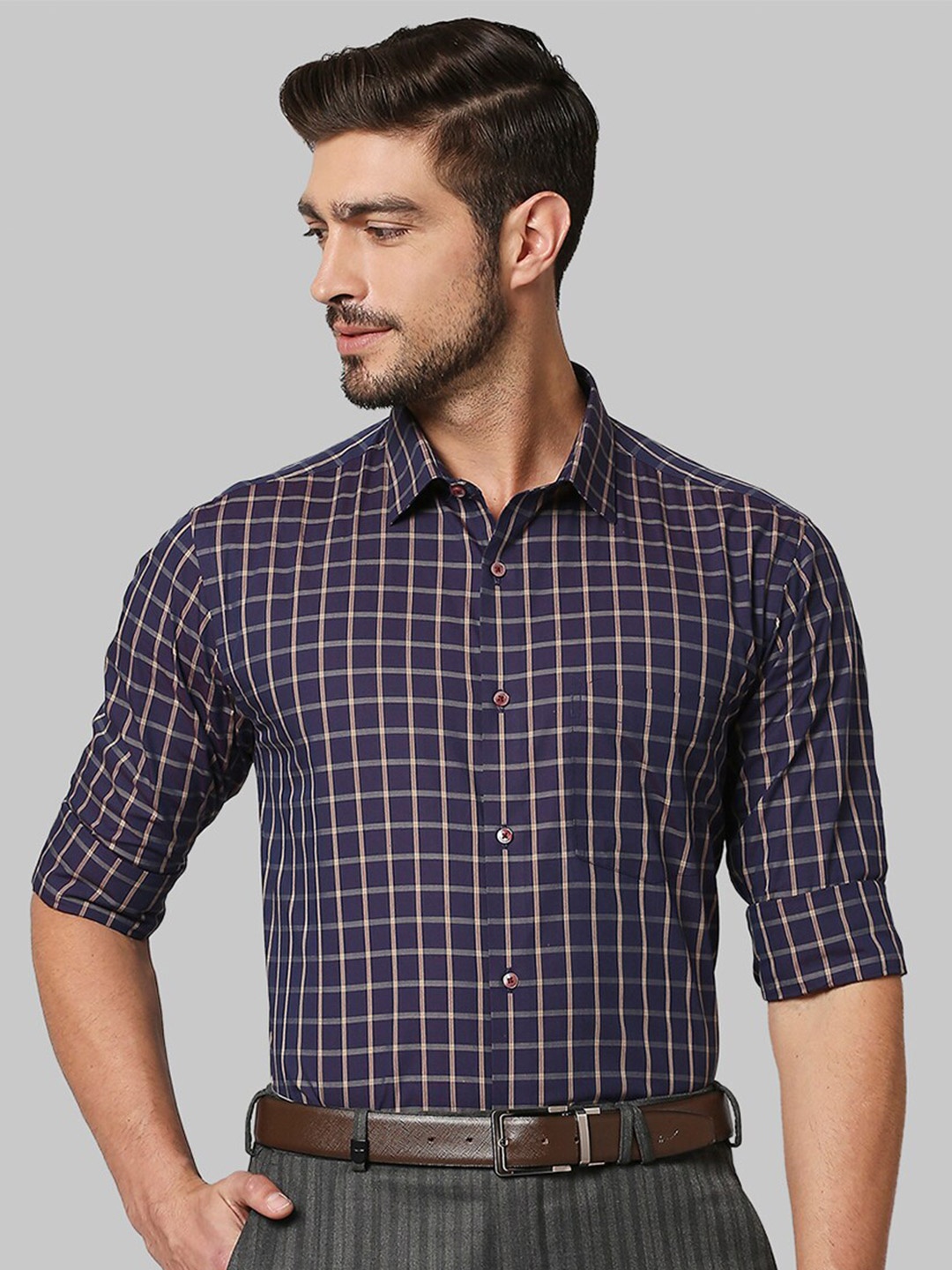 

Park Avenue Men Purple Slim Fit Checked Formal Shirt
