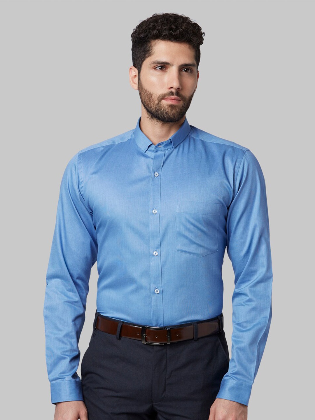 

Park Avenue Men Blue Slim Fit Formal Shirt