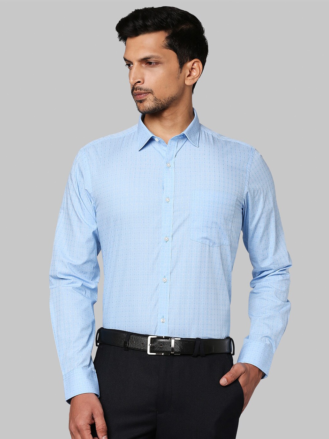 

Park Avenue Men Blue Slim Fit Formal Shirt